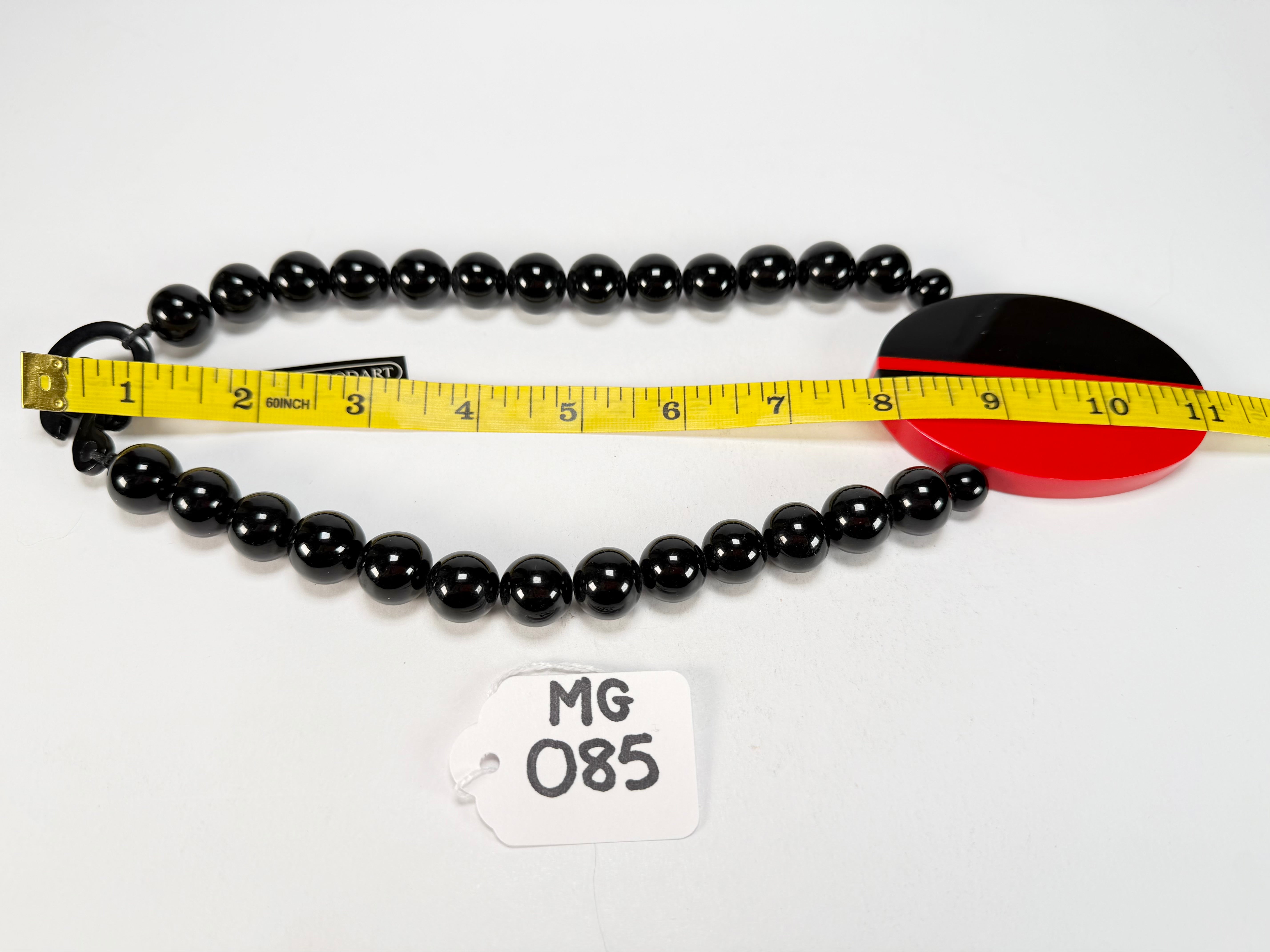 Marion Godart - Monochrome "Lumière Contre Ténèbres" Large Pendant Resin Necklace