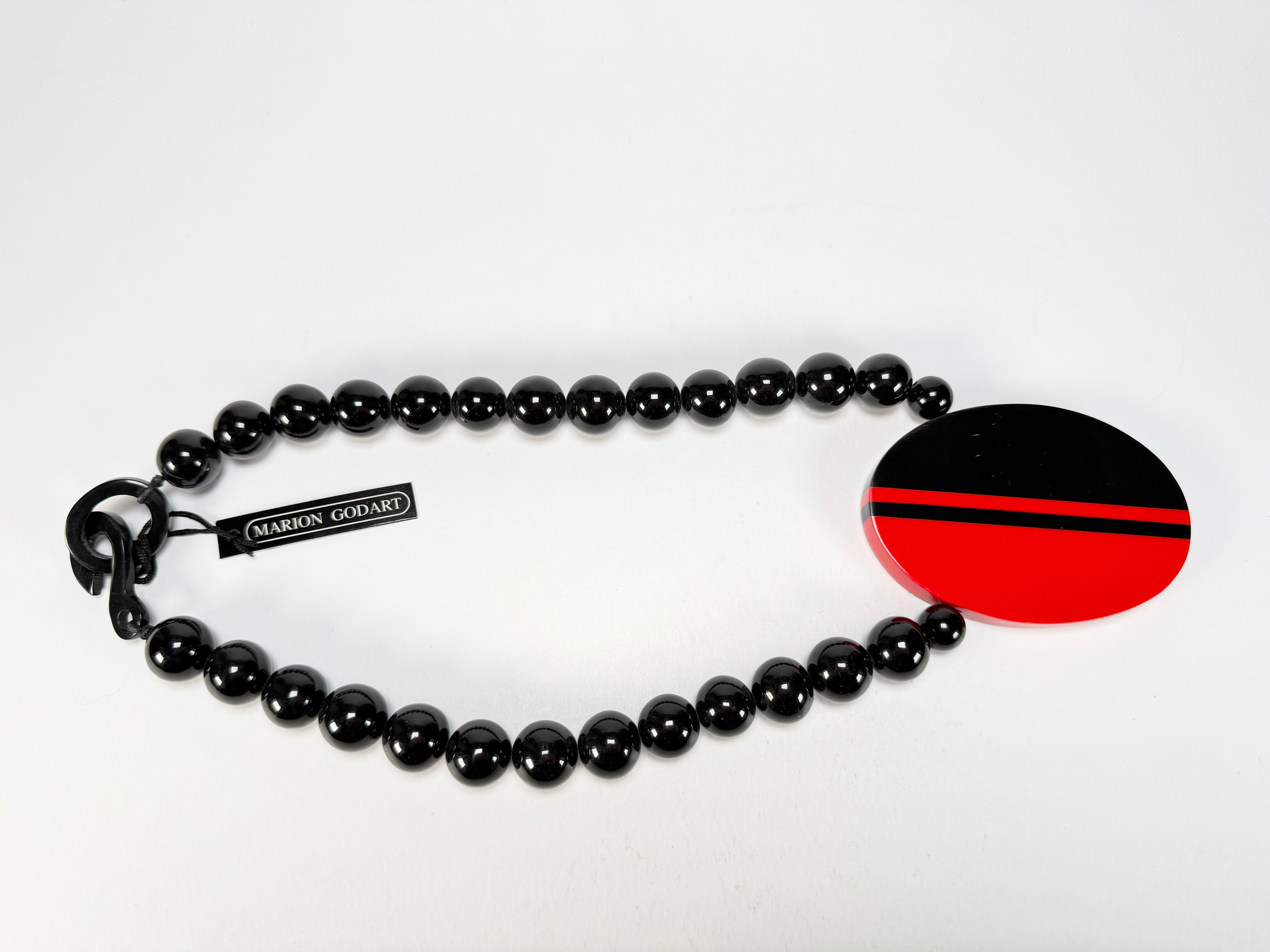 Marion Godart - Monochrome "Lumière Contre Ténèbres" Large Pendant Resin Necklace