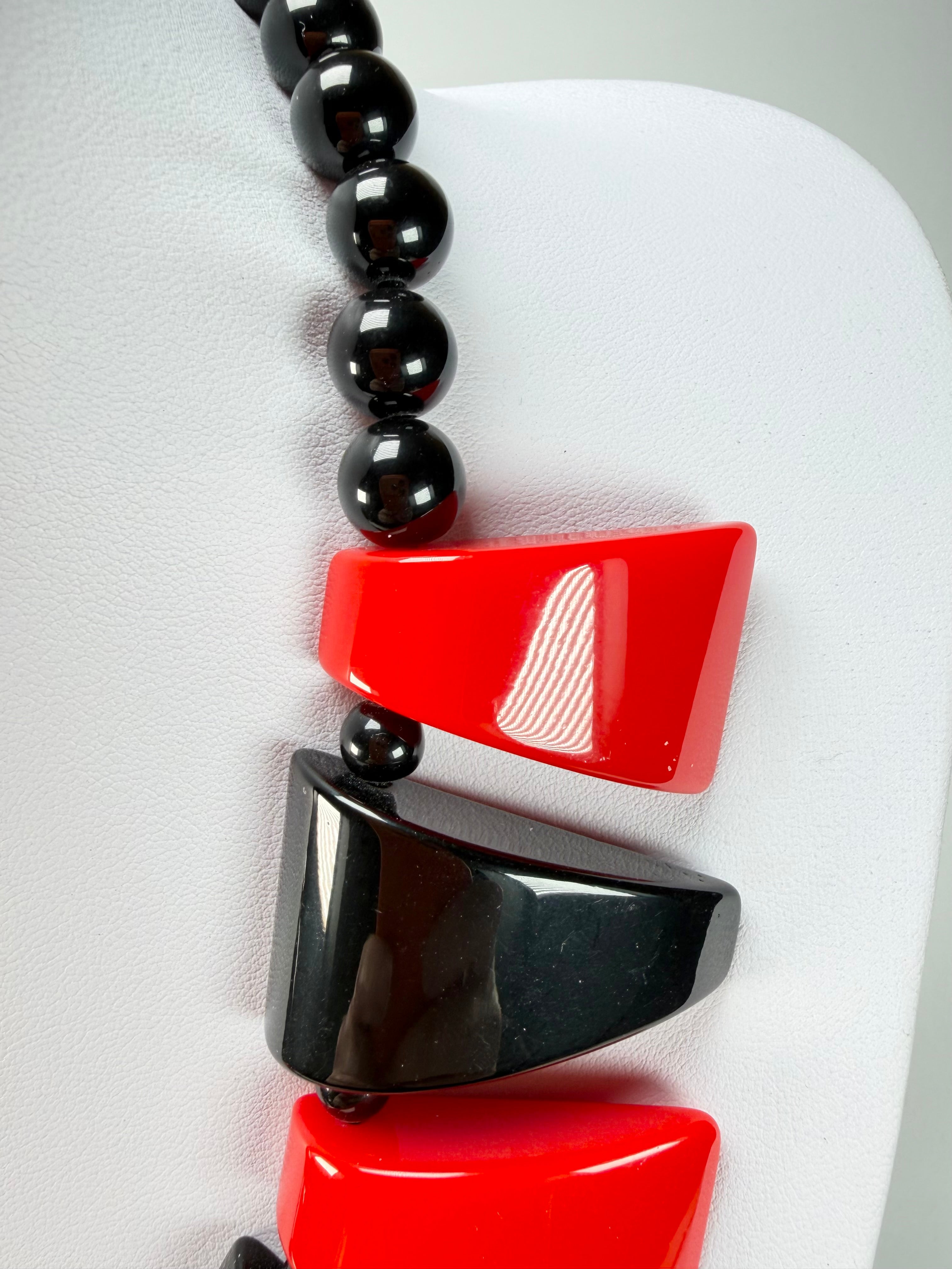 Marion Godart - BSX "Morceaux De Drapeau" Red & Black Resin Necklace