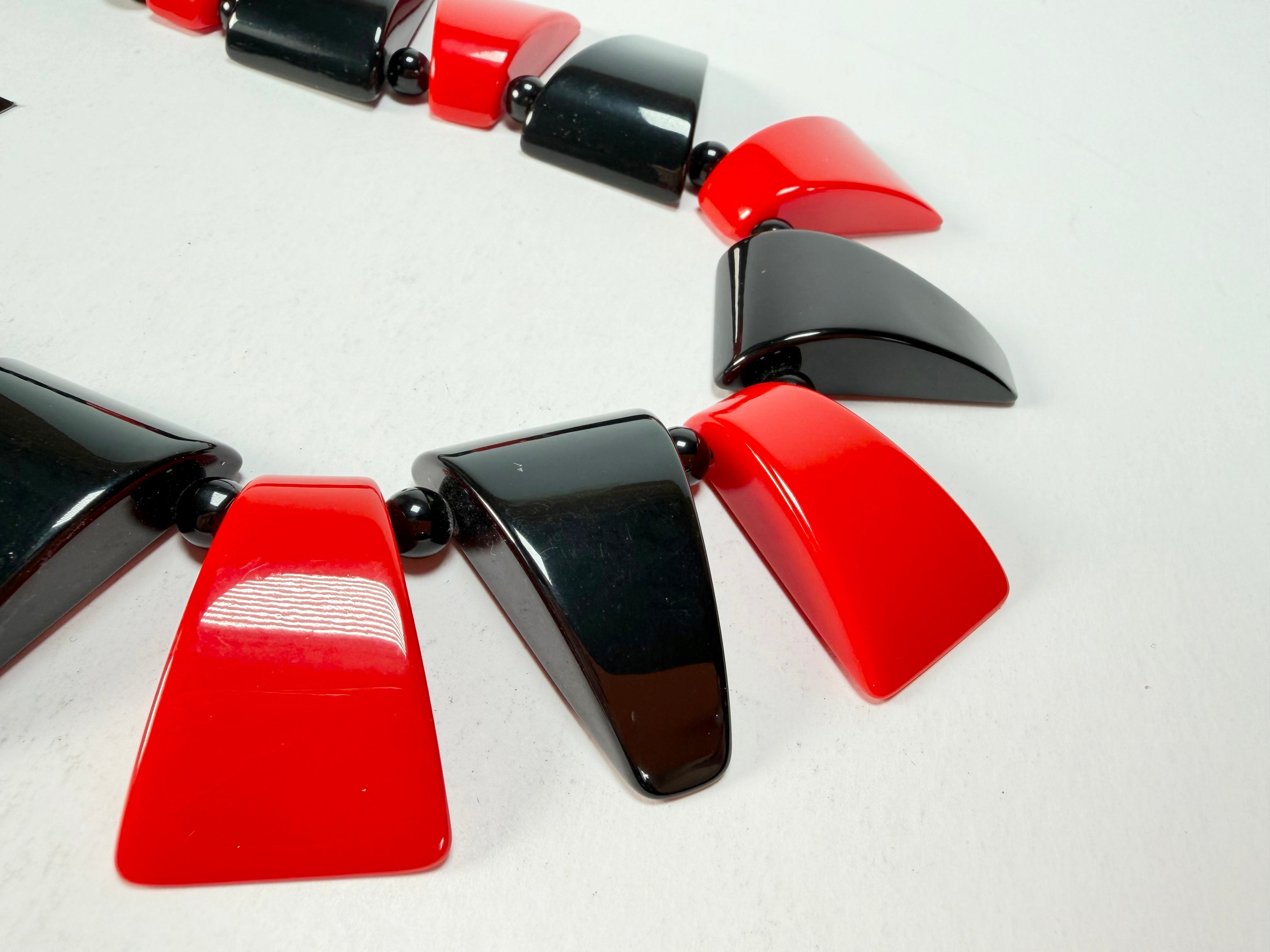 Marion Godart - BSX "Morceaux De Drapeau" Red & Black Resin Necklace