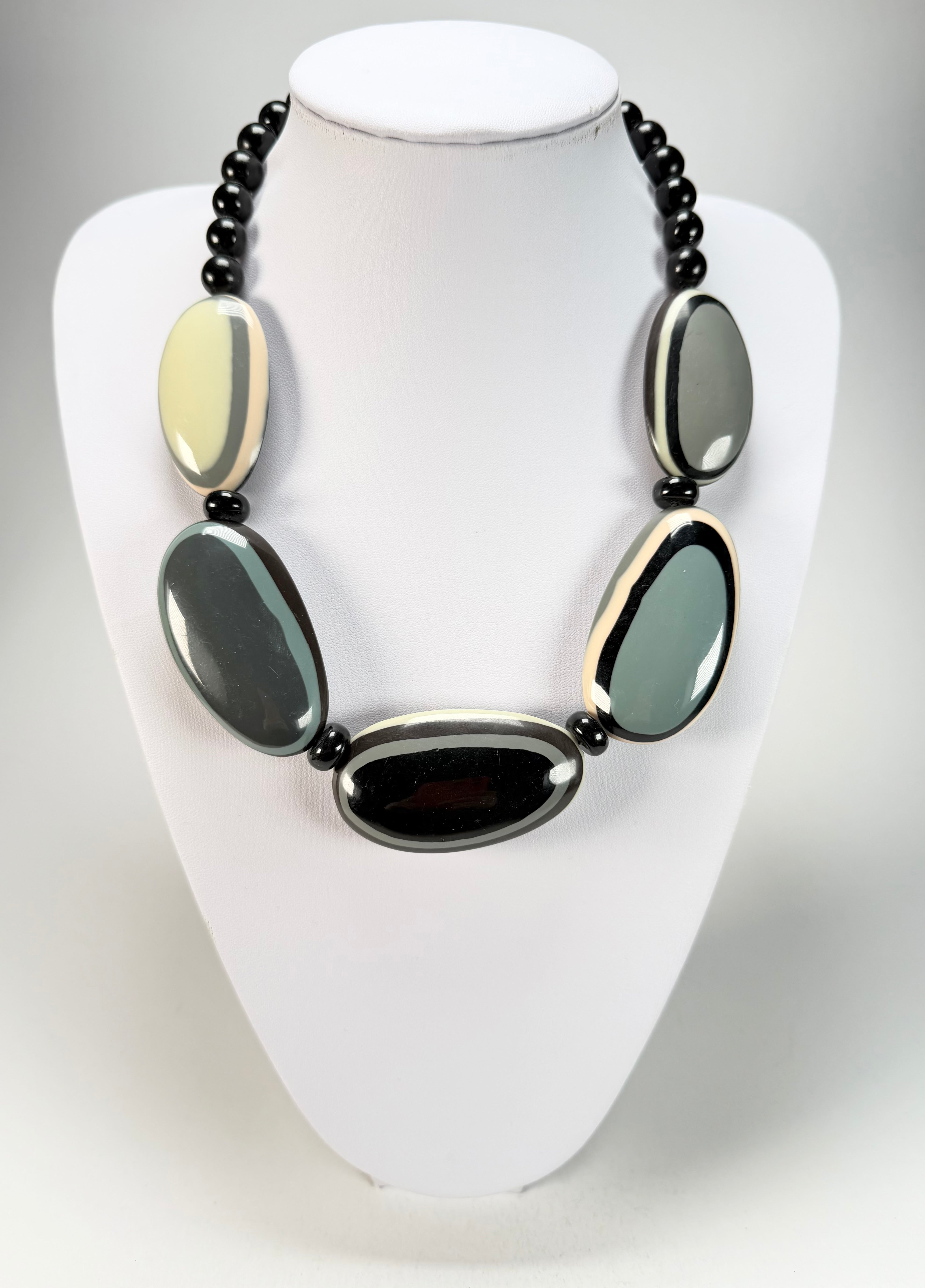 Marion Godart - BSX "Ovales Allongés" Neutral Mix Resin Necklace
