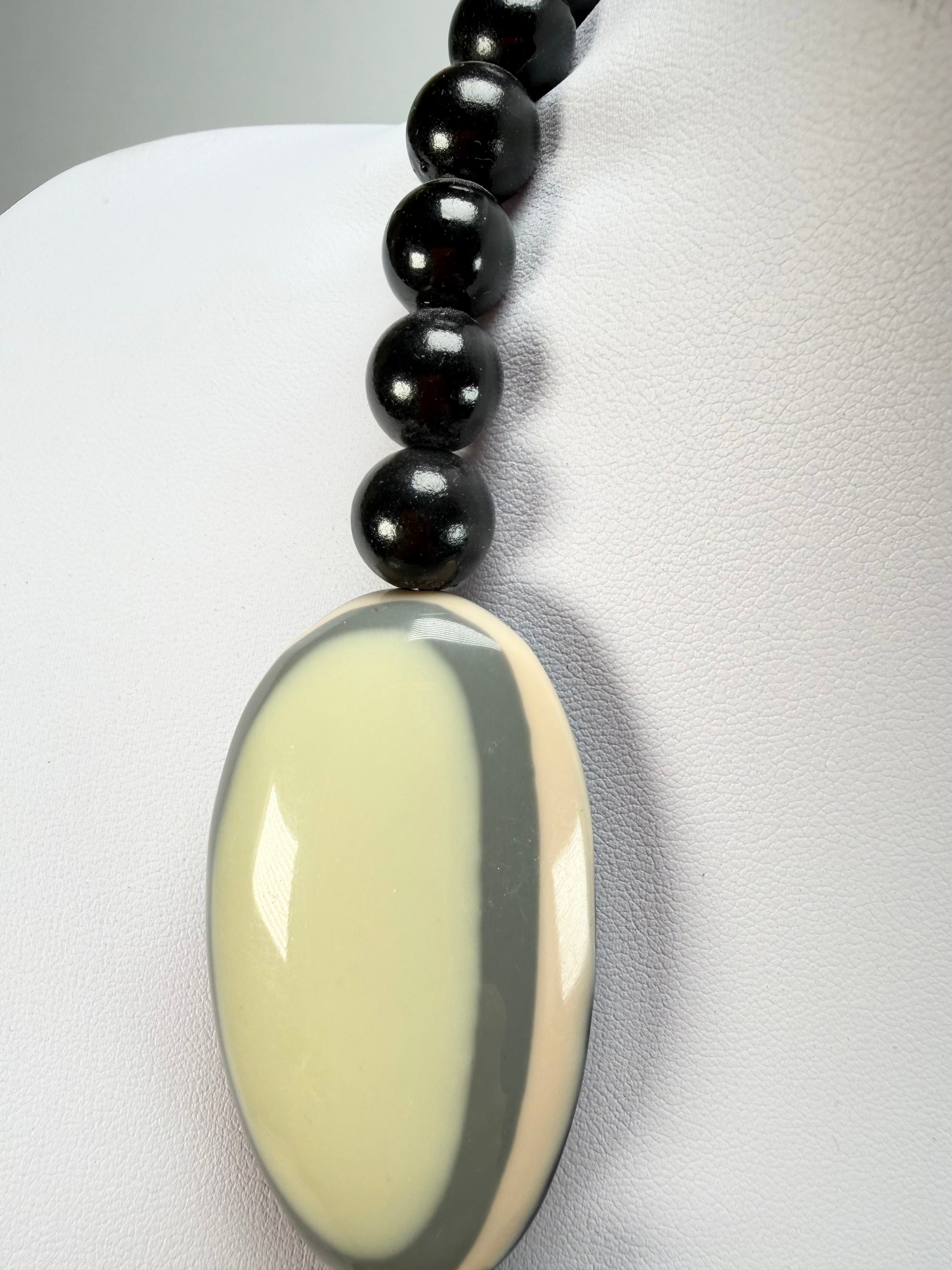 Marion Godart - BSX "Ovales Allongés" Neutral Mix Resin Necklace