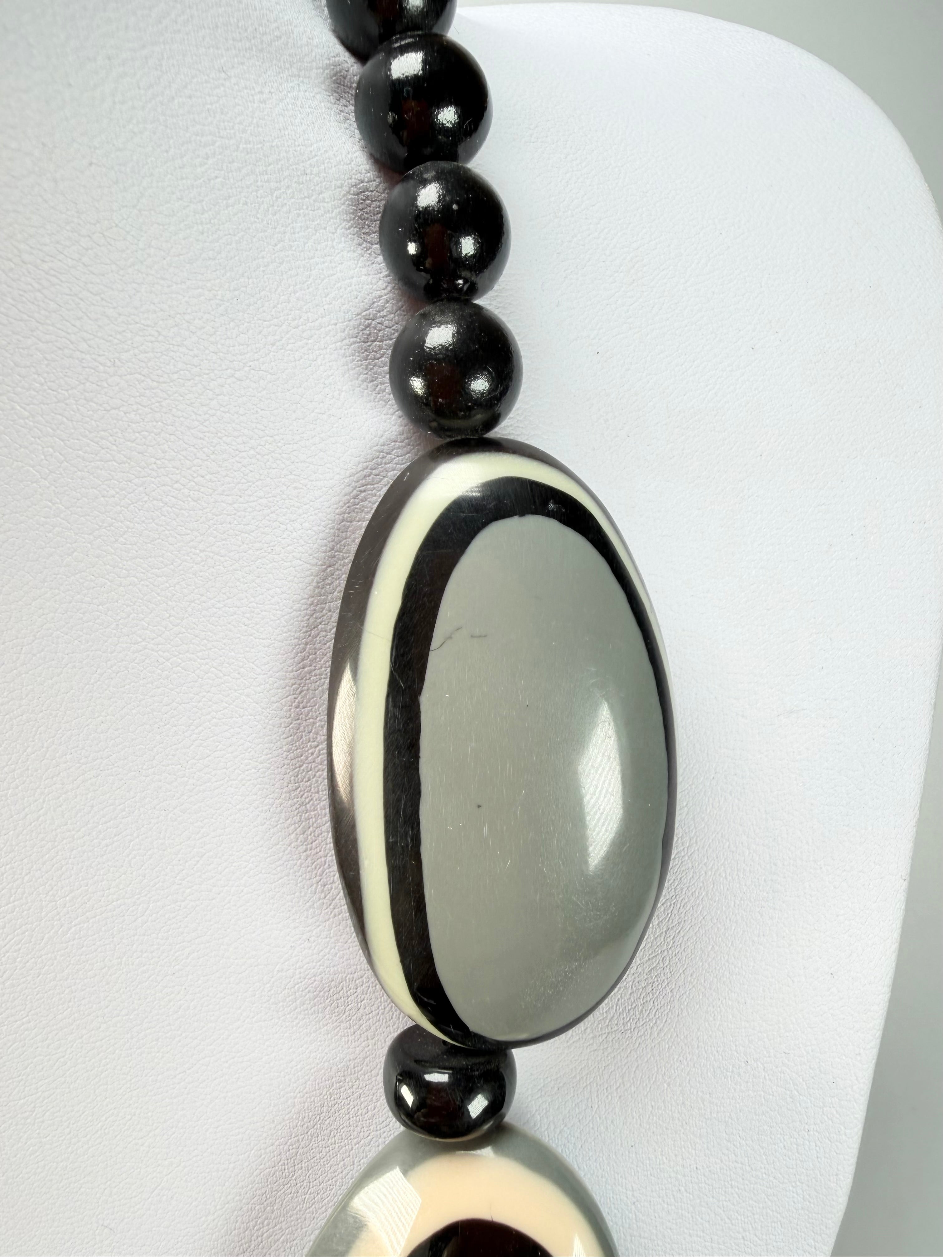 Marion Godart - BSX "Ovales Allongés" Neutral Mix Resin Necklace