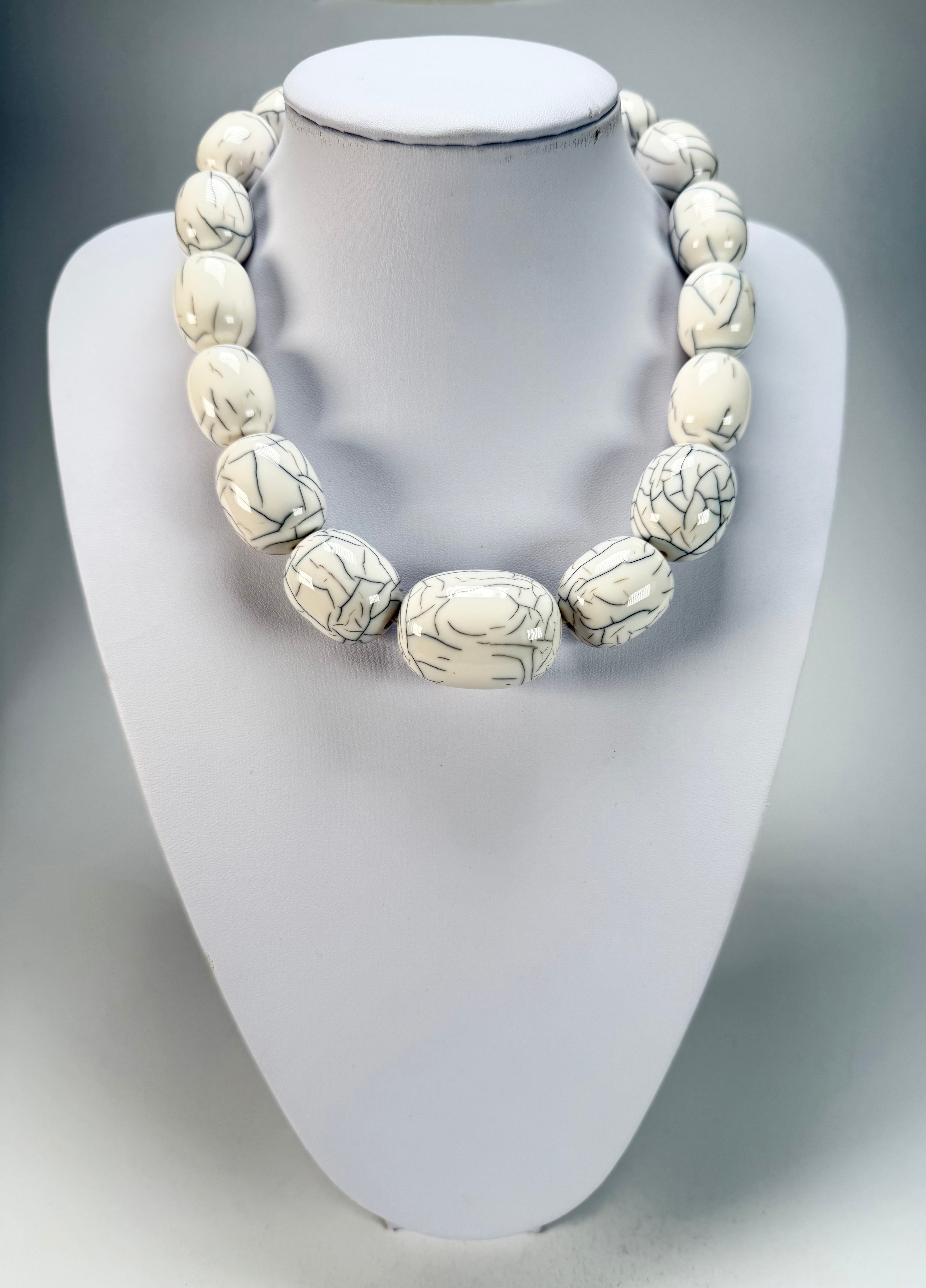 Marion Godart - Fragmental "Tonneau Roulant" Cream Resin Necklace
