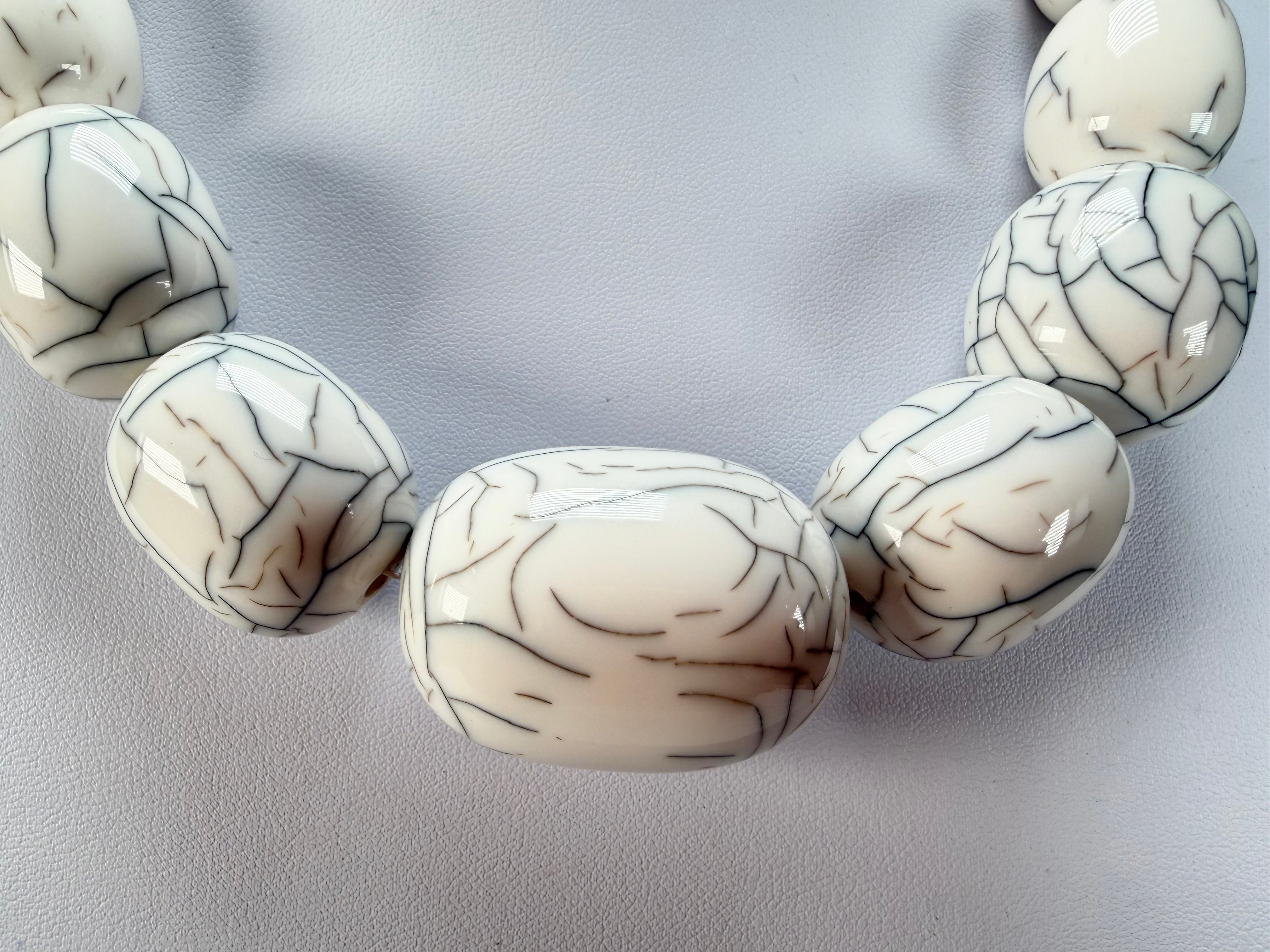 Marion Godart - Fragmental "Tonneau Roulant" Cream Resin Necklace