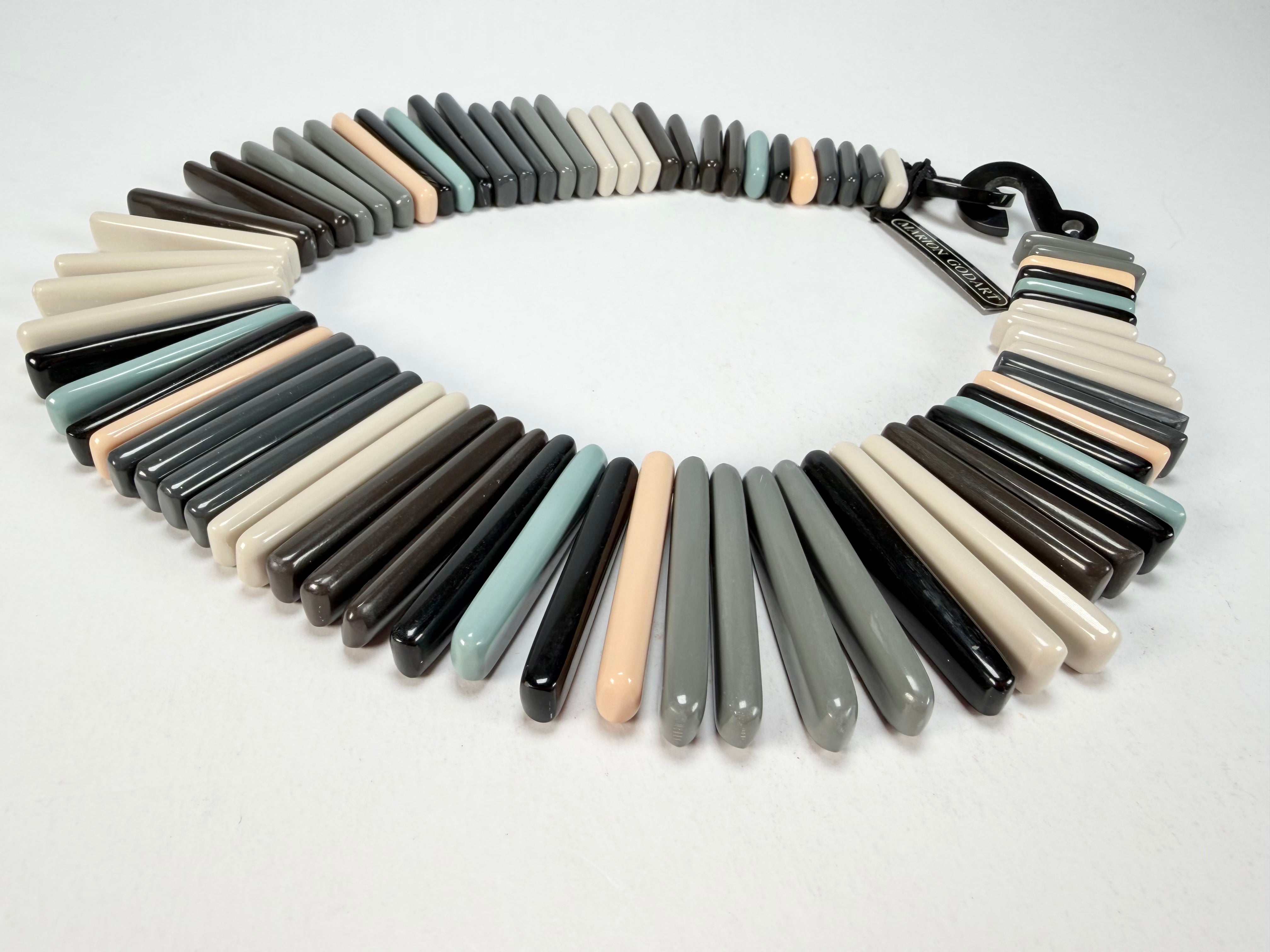 Marion Godart - Natural "Roi De La Tribu" Neutral Mix Resin Necklace