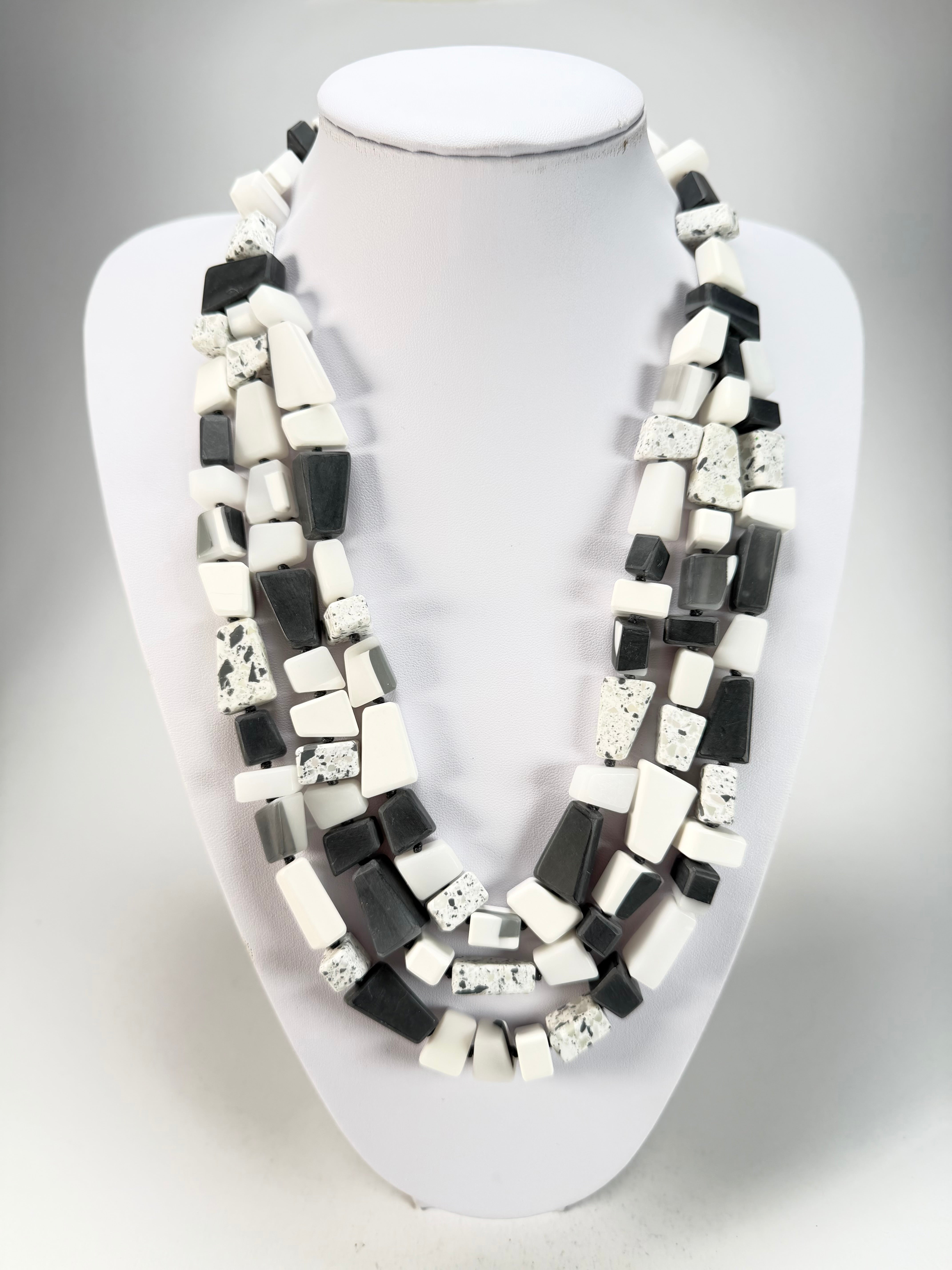Marion Godart - Fragmental "Tephra" Neutral Mix Resin Necklace