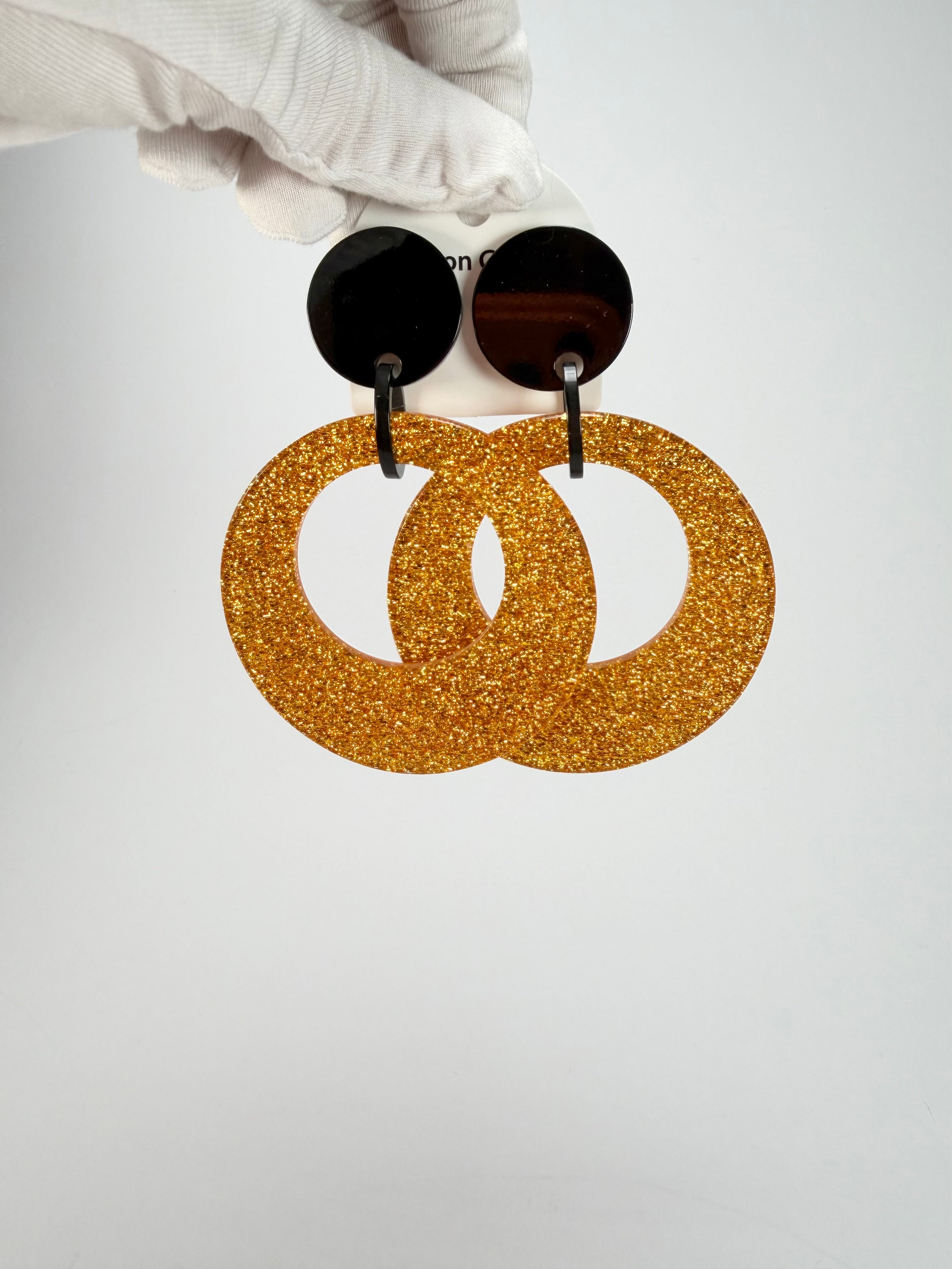 Marion Godart - Sparkle "Cerceaux" Gold Shimmer Resin Clip On Earrings
