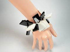 Marion Godart - Monochrome "Draps Tombés" Black & White Elasticated Resin Bracelet