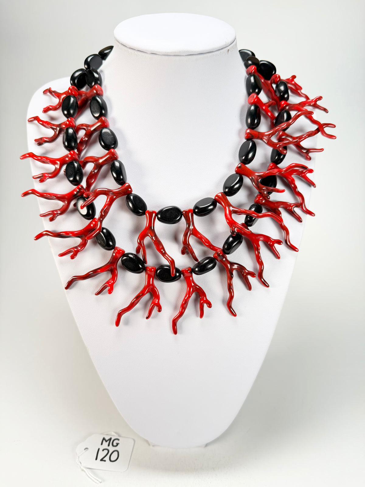 Marion Godart - Fragmental "Lave En Feu" Black & Red Resin Necklace