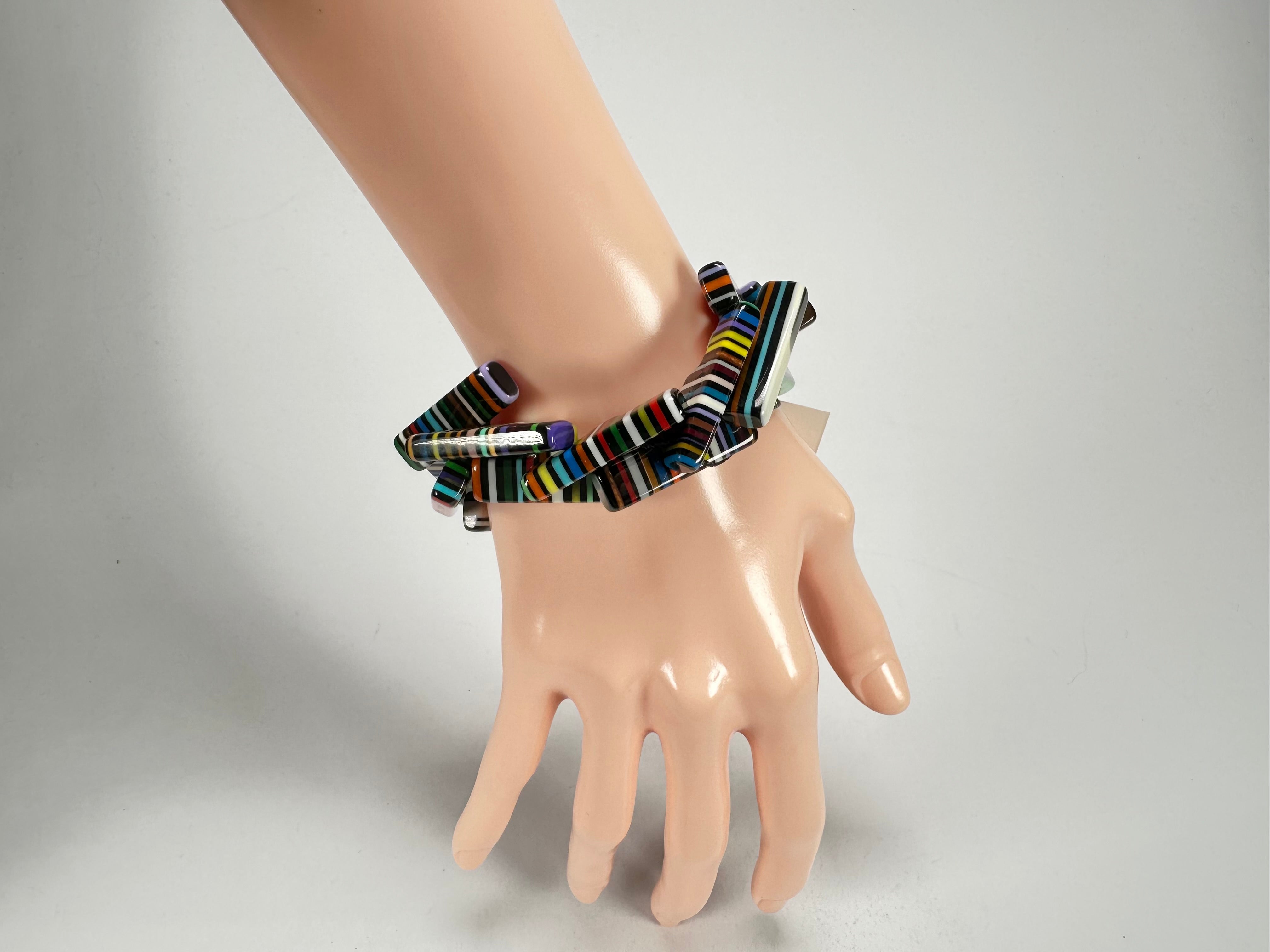 Sobral - Pop Art Noite "1WJP" Elasticated Resin Bracelet ( 003882 )