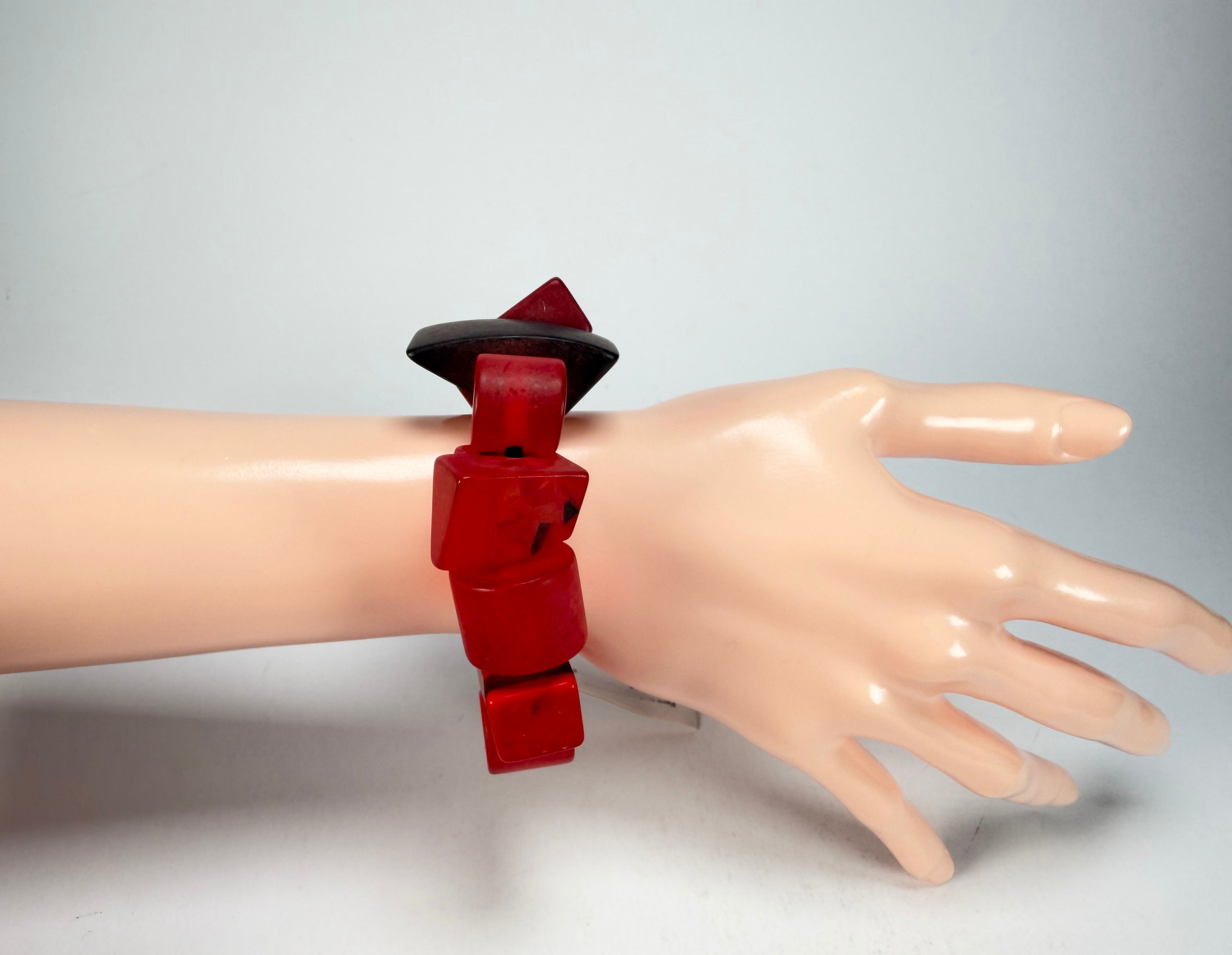 Sobral - Indiana "Vermelho" Red Mix Elasticated Resin Bracelet ( 000210 )