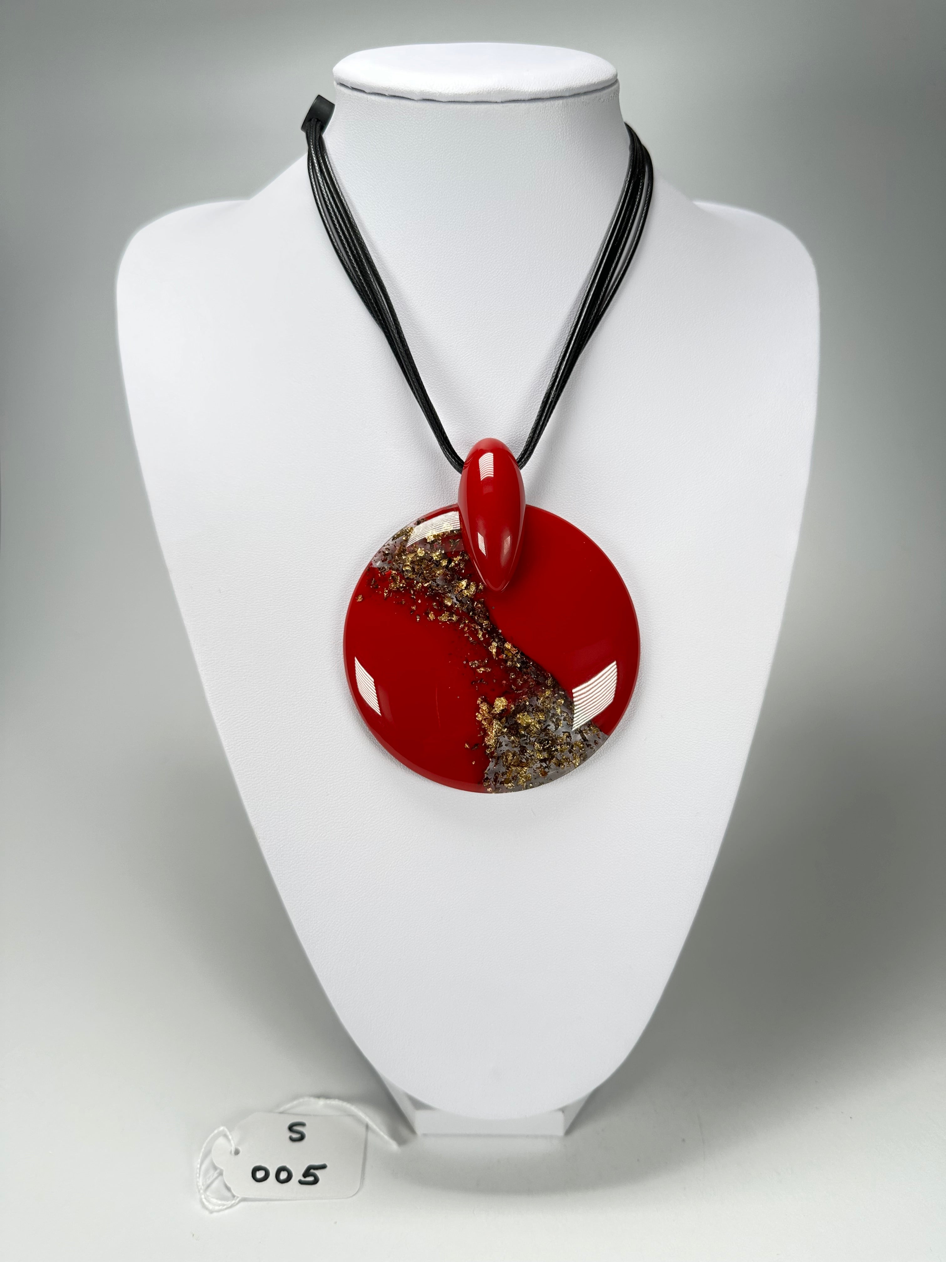 Sobral - Metalique Orlando "Eolia" Red Resin Necklace ( 002858 )