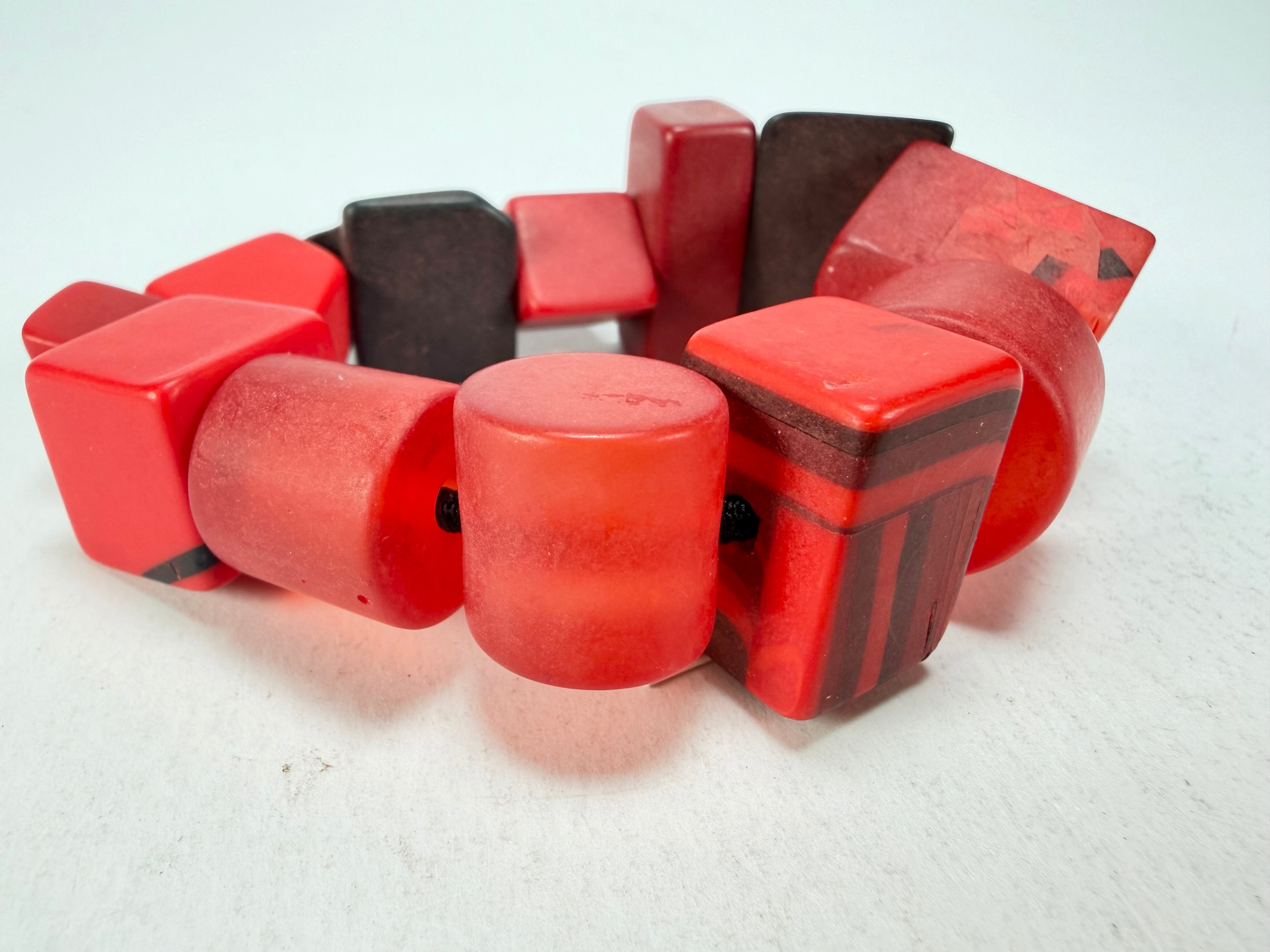 Sobral - Indiana "Vermelho" Red Mix Elasticated Resin Bracelet ( 000210 )