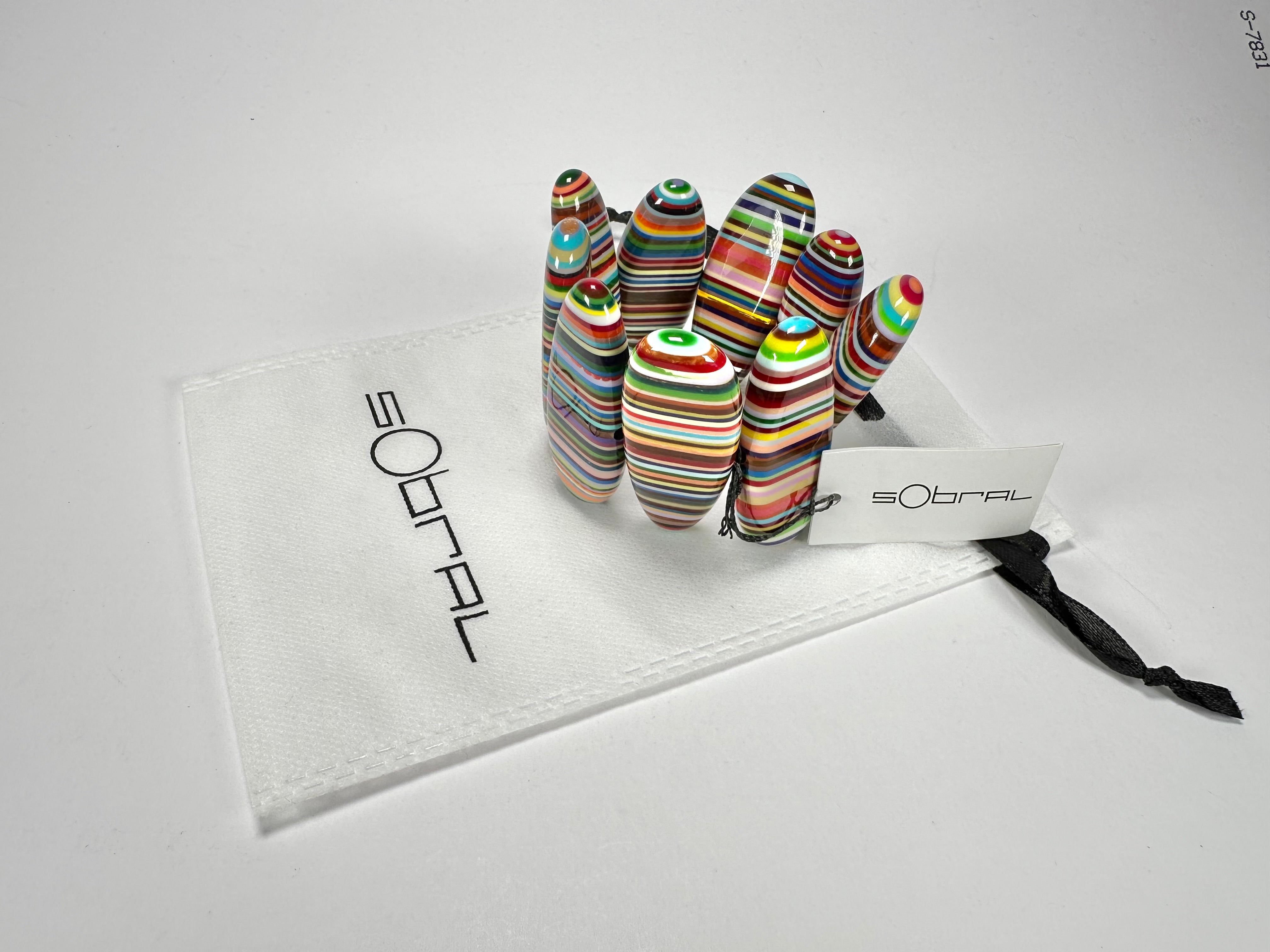 Sobral - Pop Art "Pipe" Elasticated Resin Bracelet ( 005424 )