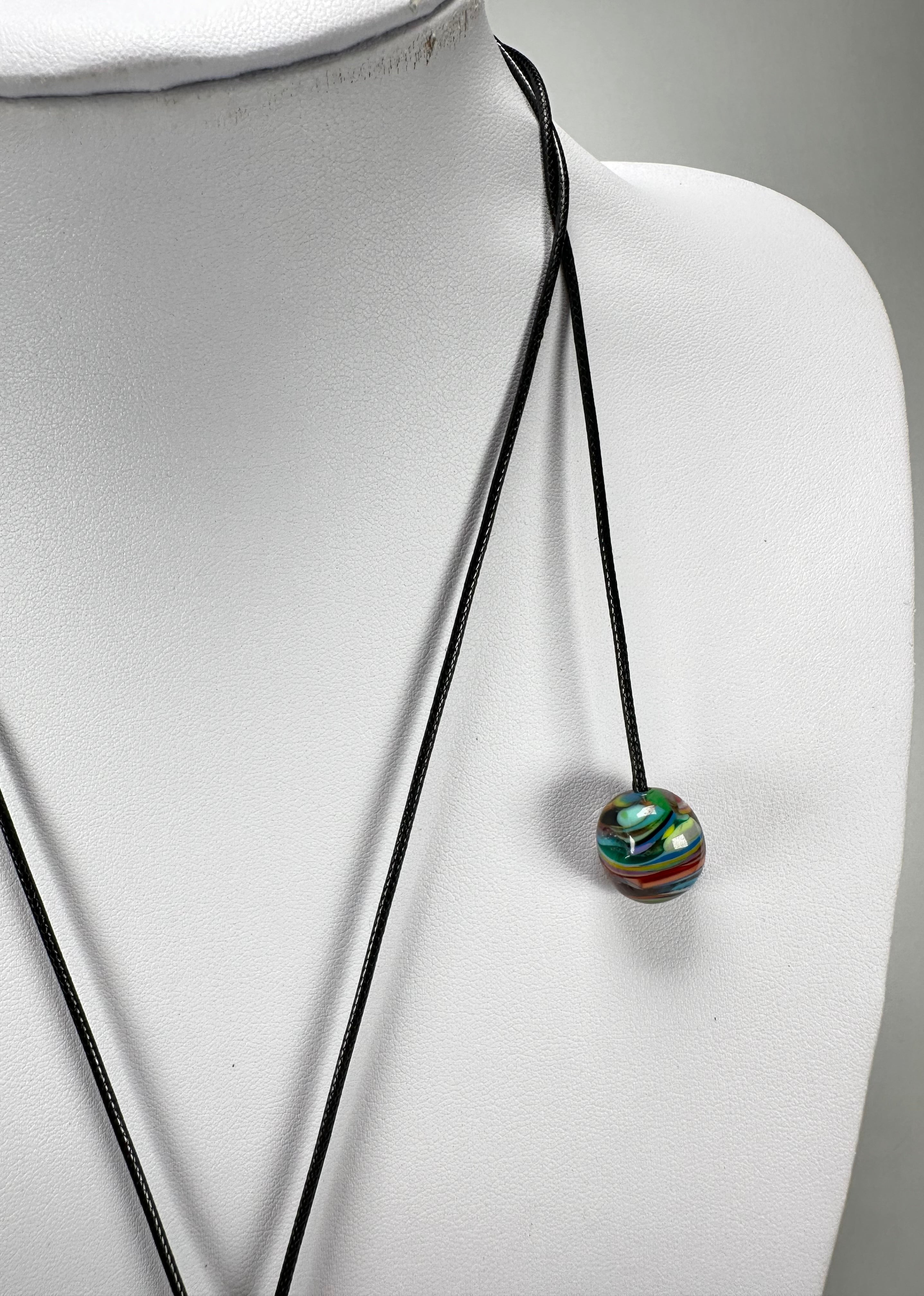 Sobral - Baru "Ancestral" Resin Necklace ( 005027 )