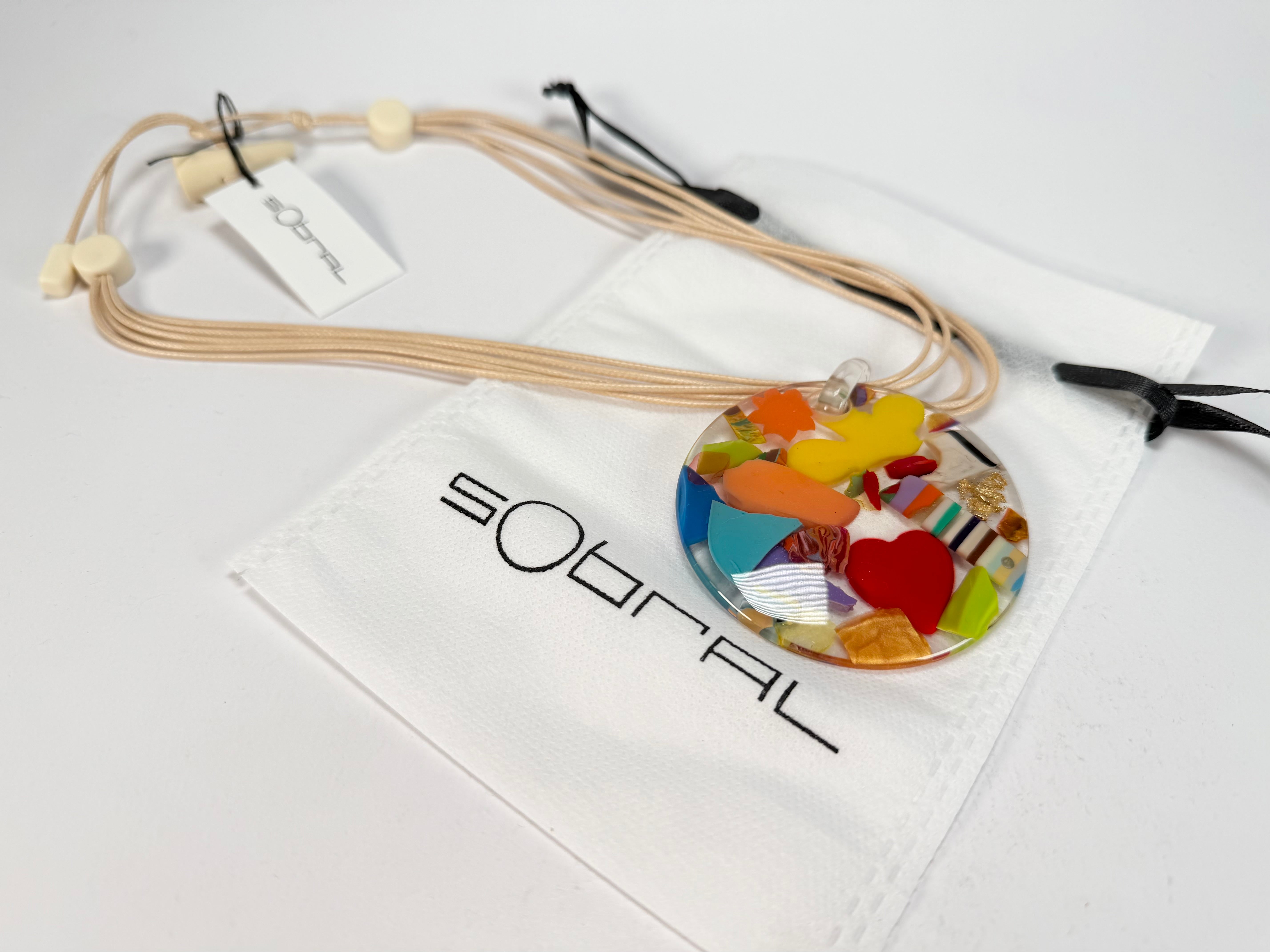Sobral - Past Present "São Conrado" Resin Necklace ( 005089 )