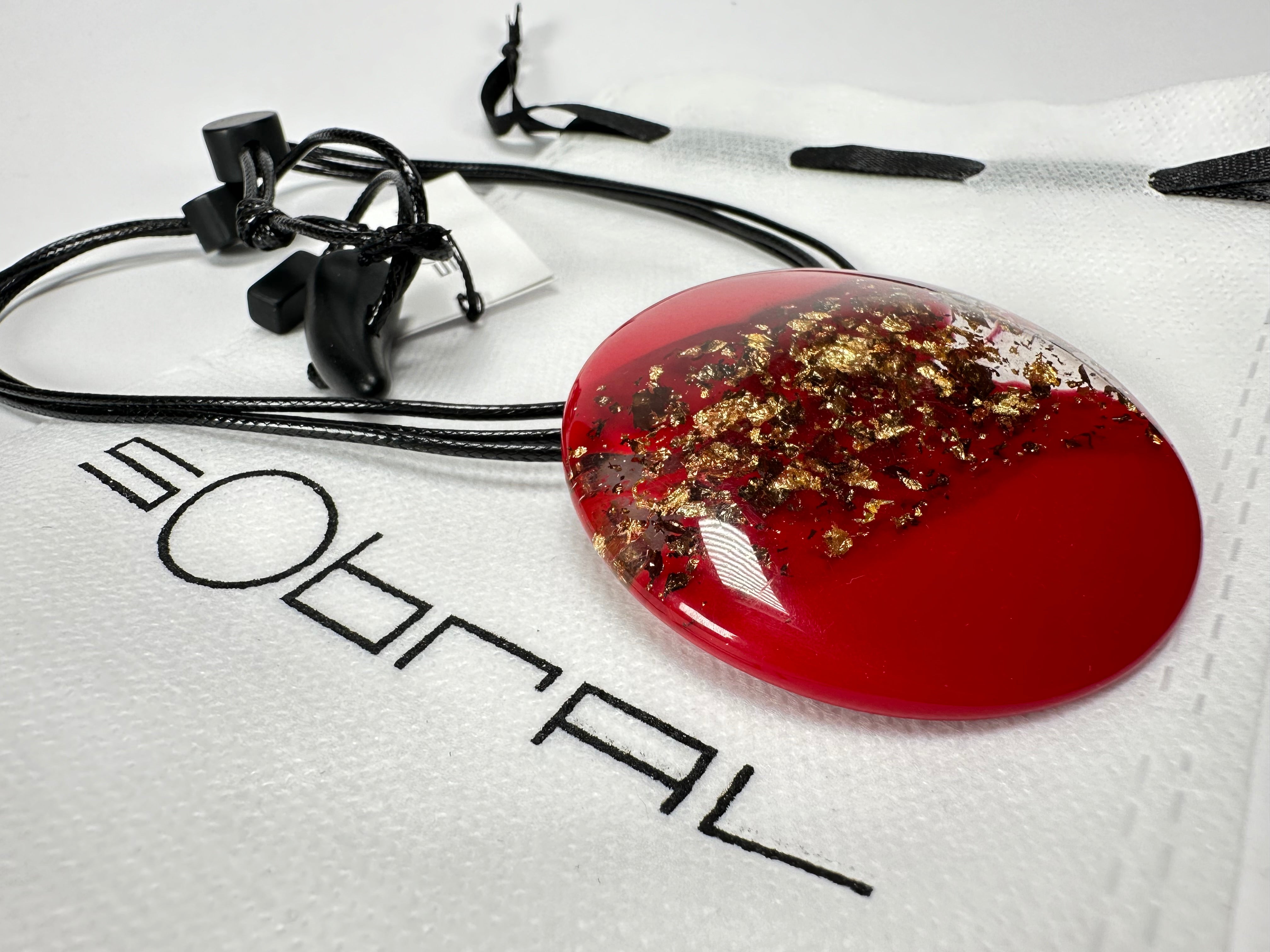 Sobral - Metalique Orlando "Angelina" Red Resin Necklace ( 004438 )