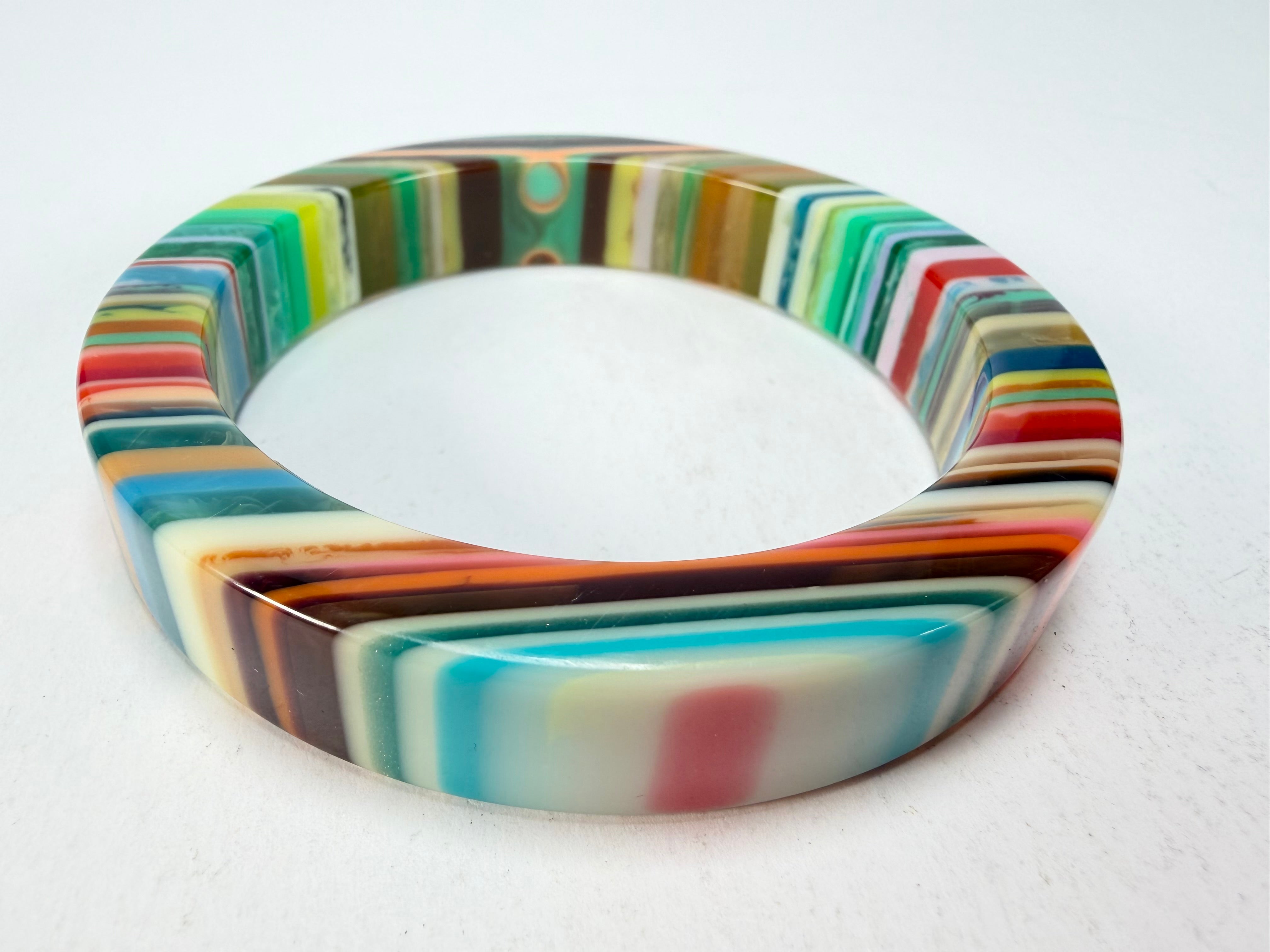 R Sobral - Liquorice Pop Art Solid Retro Resin Bangle ( * Rare * )