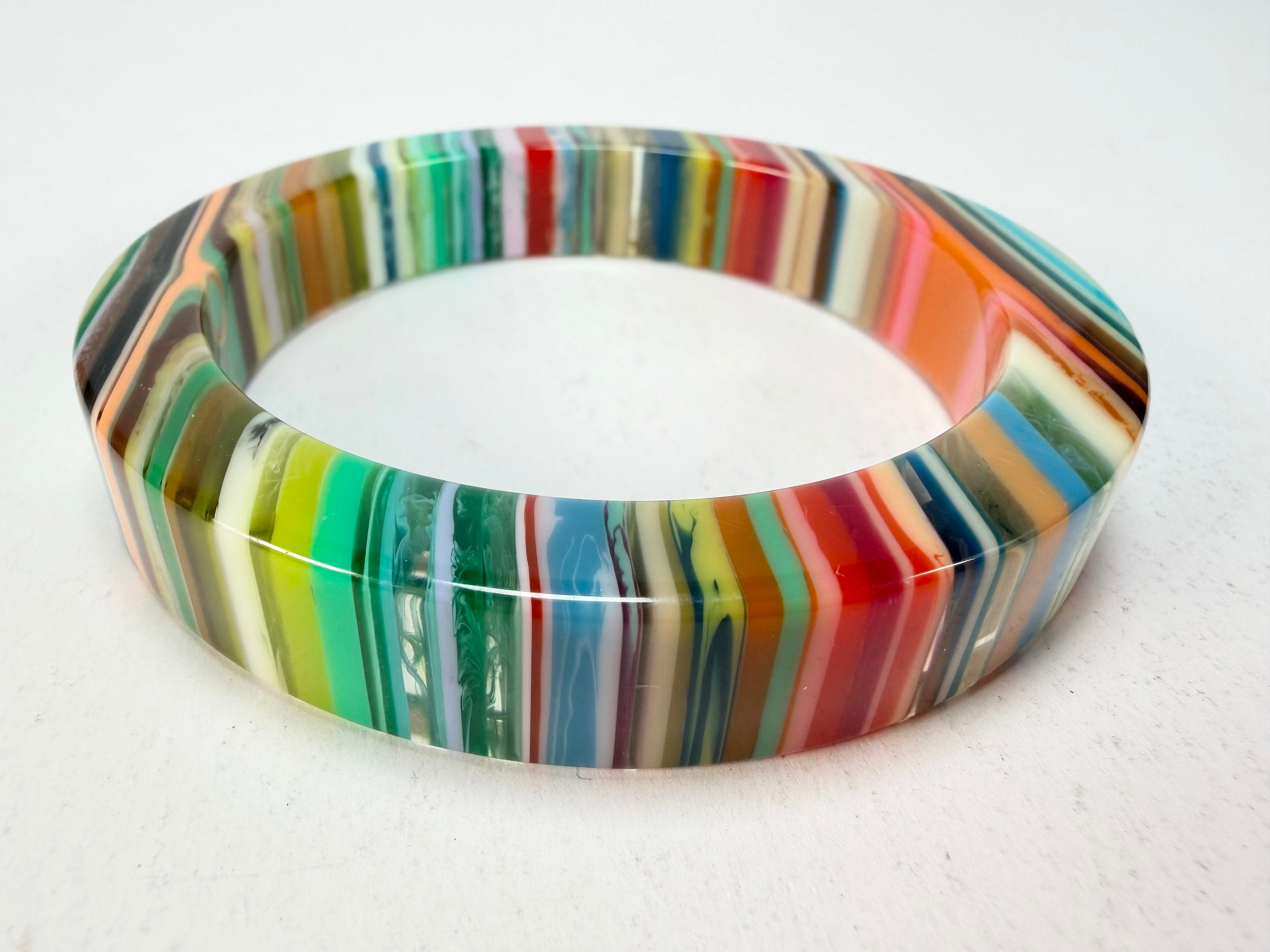 R Sobral - Liquorice Pop Art Solid Retro Resin Bangle ( * Rare * )