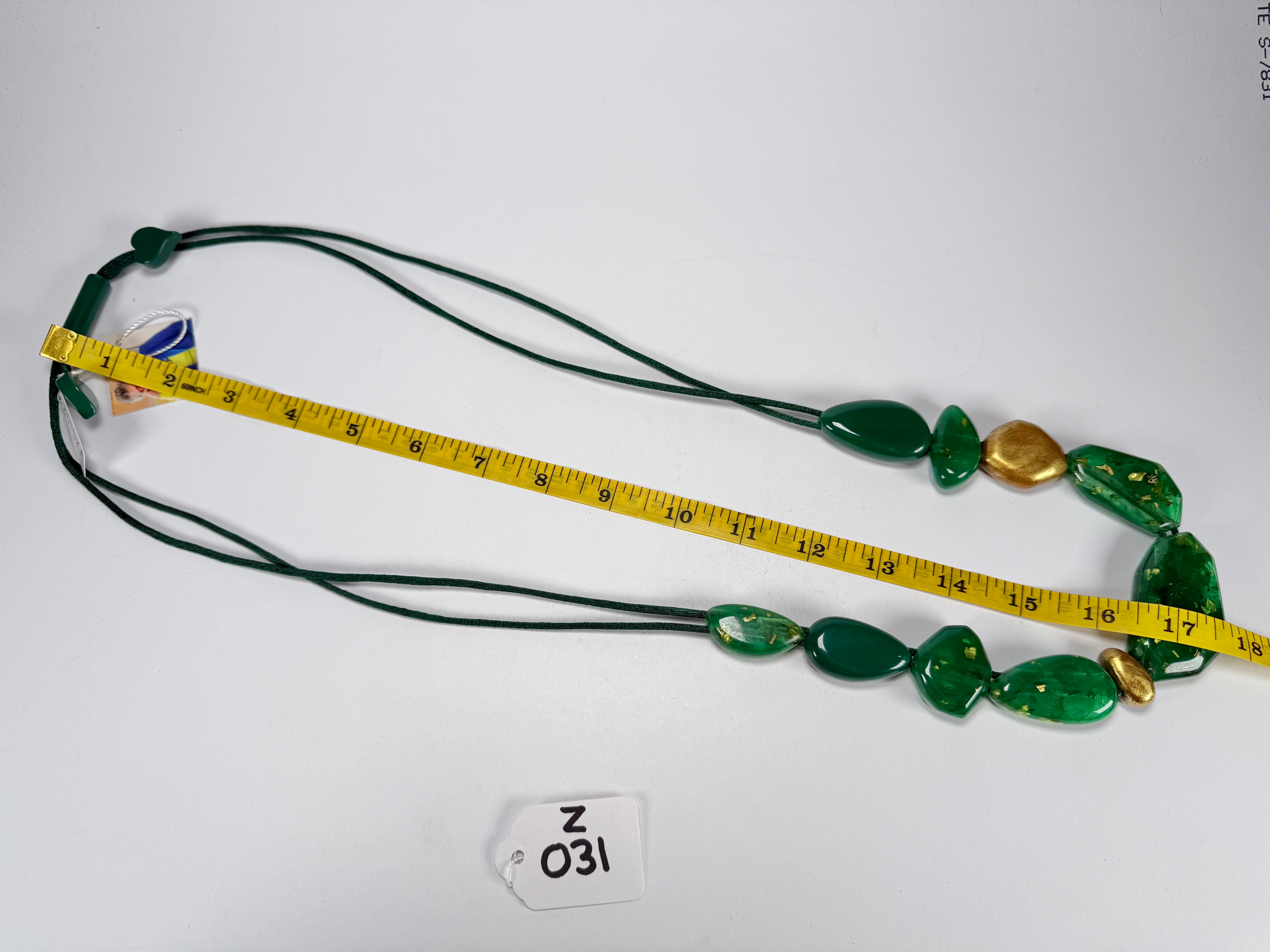 Zsiska - Pyrite "Prue Leith" Emerald with Gold Flakes Resin Necklace ( P200101GREEQ10 )