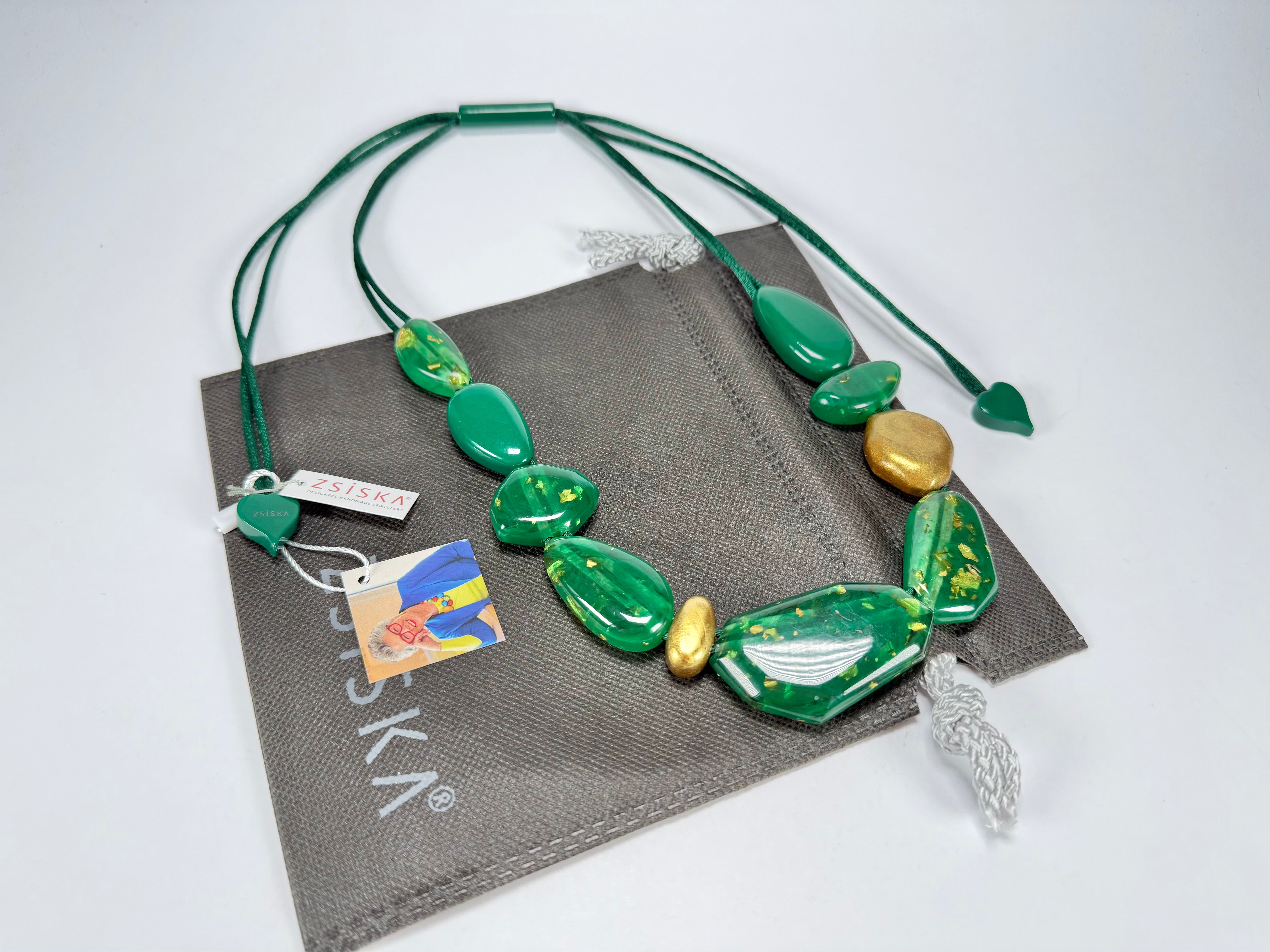 Zsiska - Pyrite "Prue Leith" Emerald with Gold Flakes Resin Necklace ( P200101GREEQ10 )