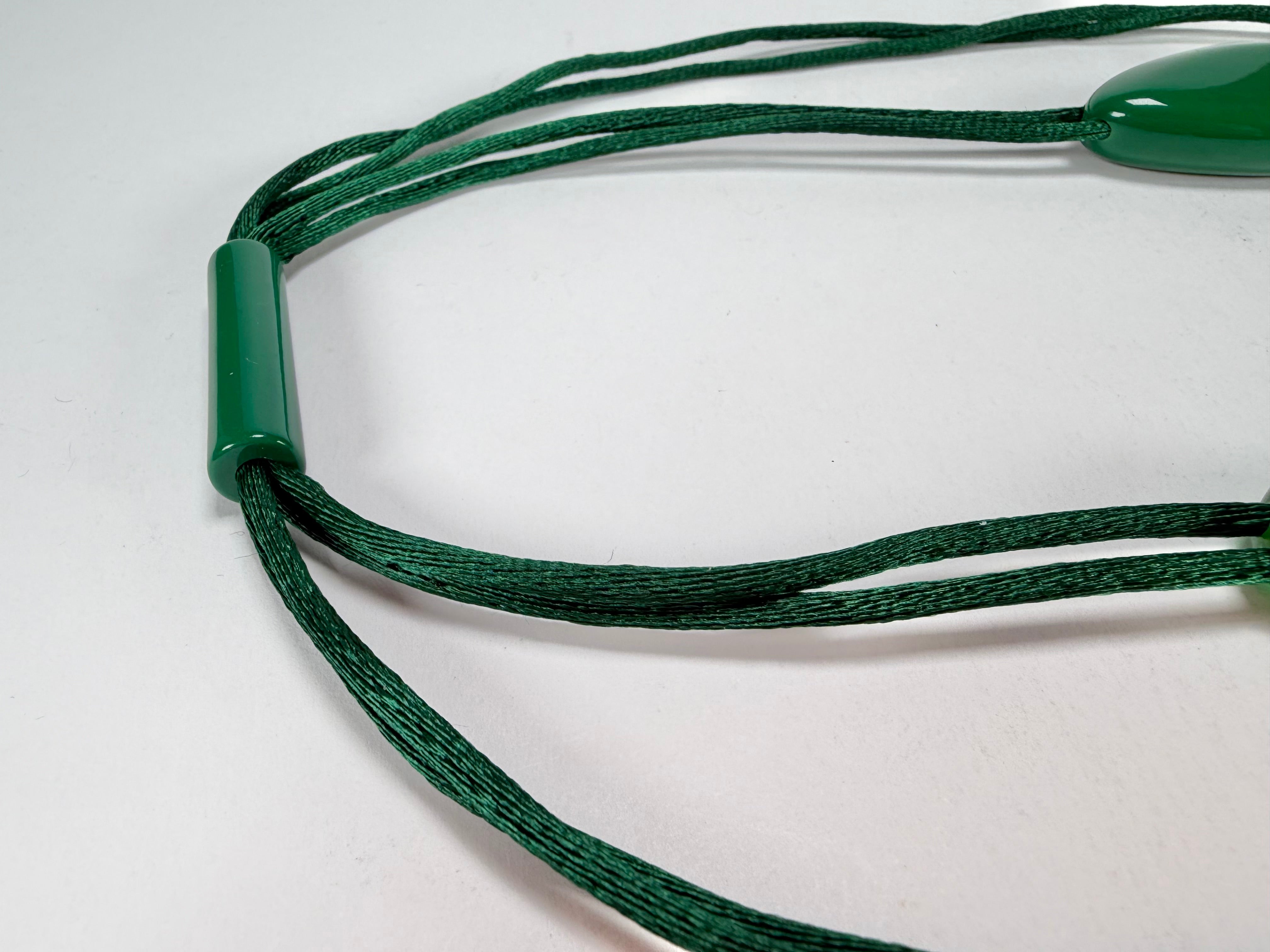 Zsiska - Pyrite "Prue Leith" Emerald with Gold Flakes Resin Necklace ( P200101GREEQ10 )