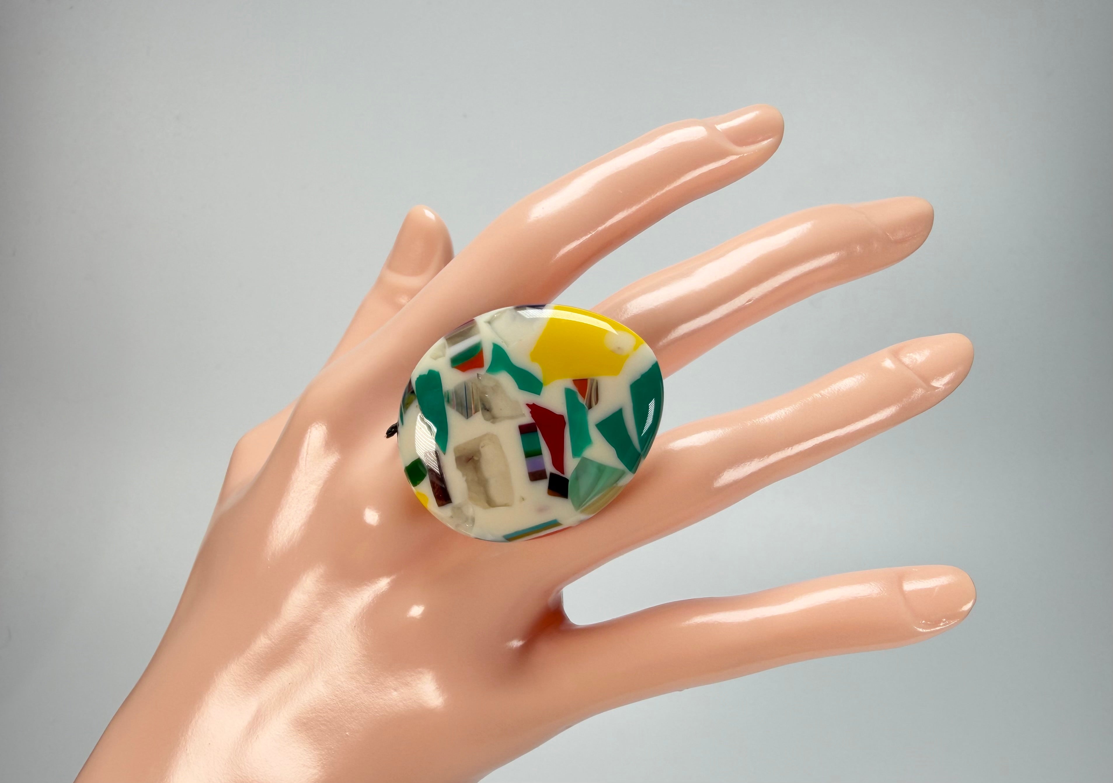 Sobral - Caillou Marfim "Poesia" Resin Ring ( 003597 ) - Size UK S / US 9