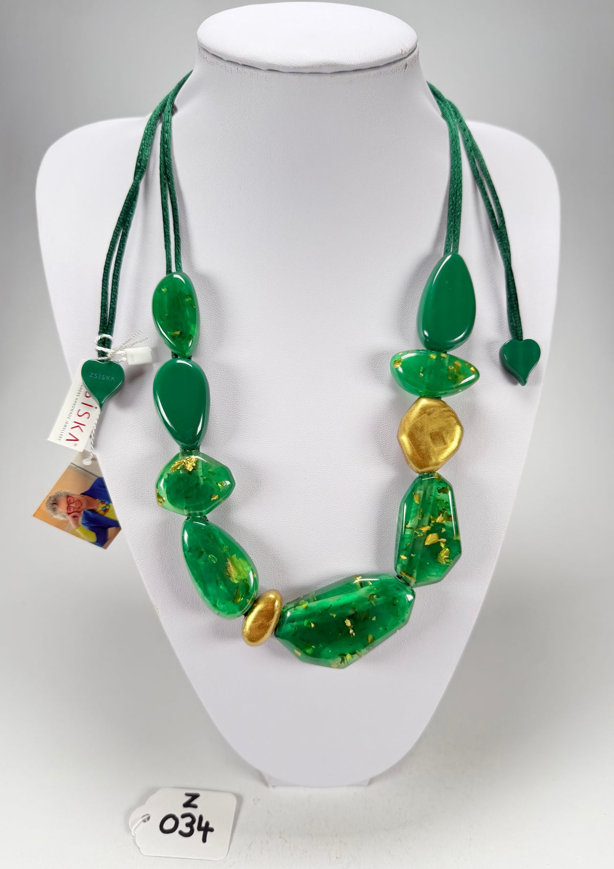Zsiska - Pyrite "Prue Leith" Emerald with Gold Flakes Resin Necklace ( P200101GREEQ10 )