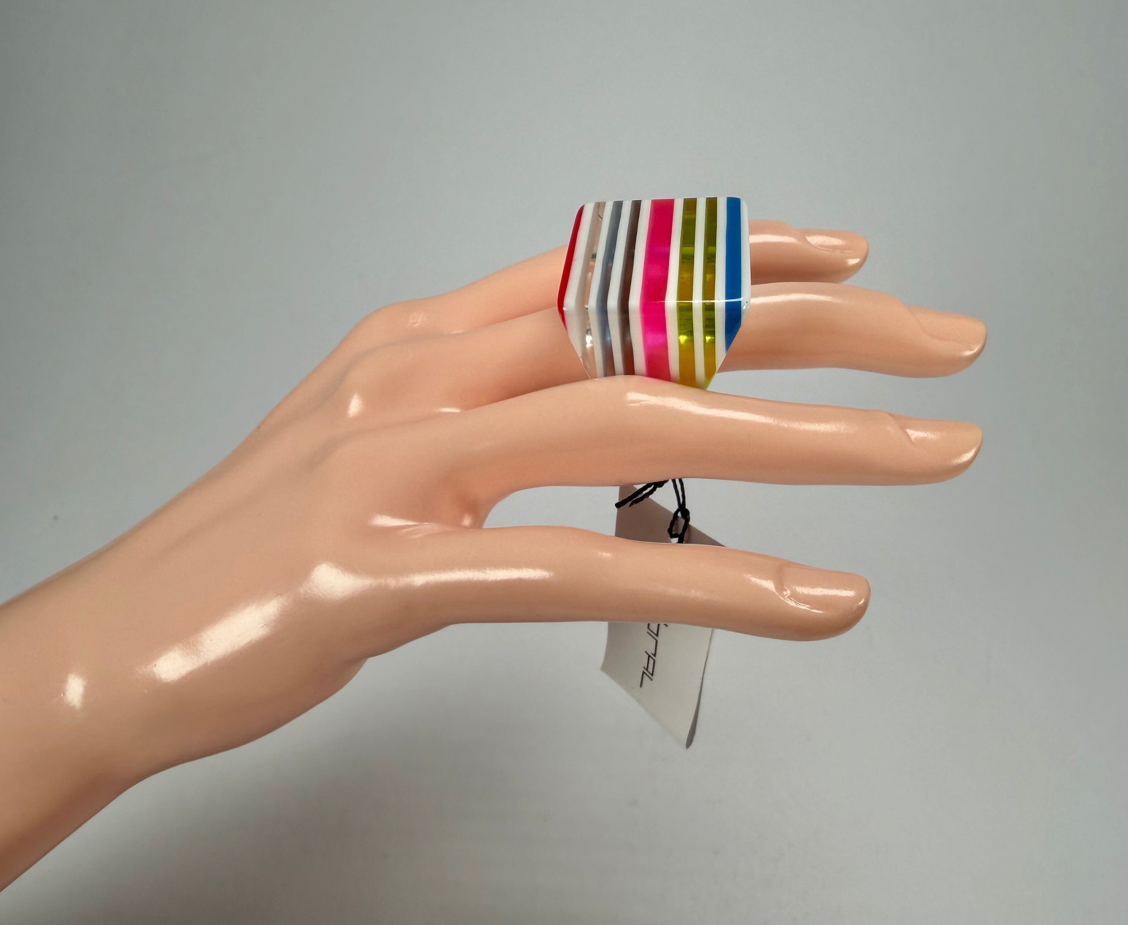 Sobral - Candy Pop "Fizz" Resin Ring ( 005400 ) - Size UK S / US 9