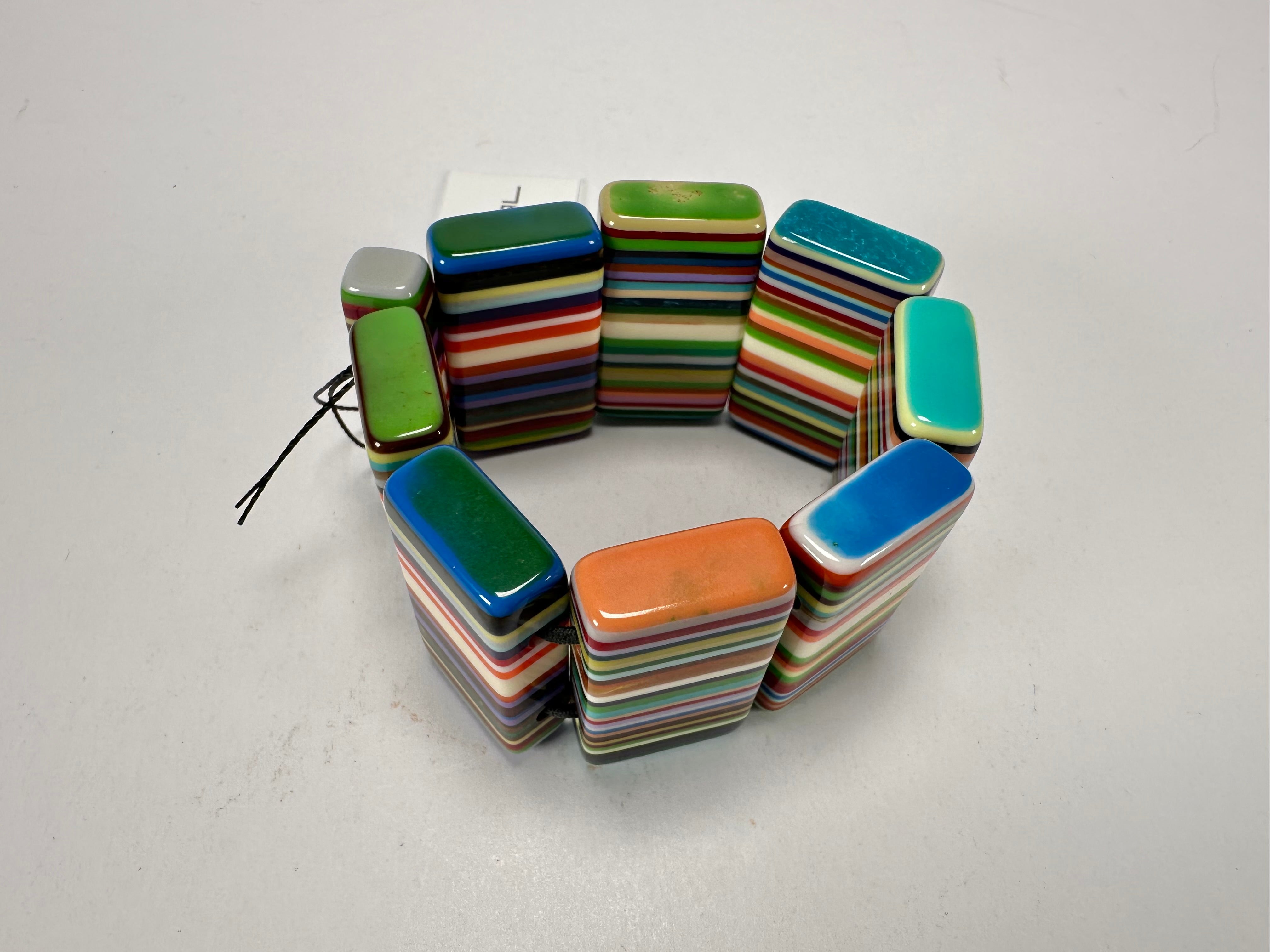 Sobral - Pop Art "8 pçs 1/2" Elasticated Resin Bracelet ( 000376 )