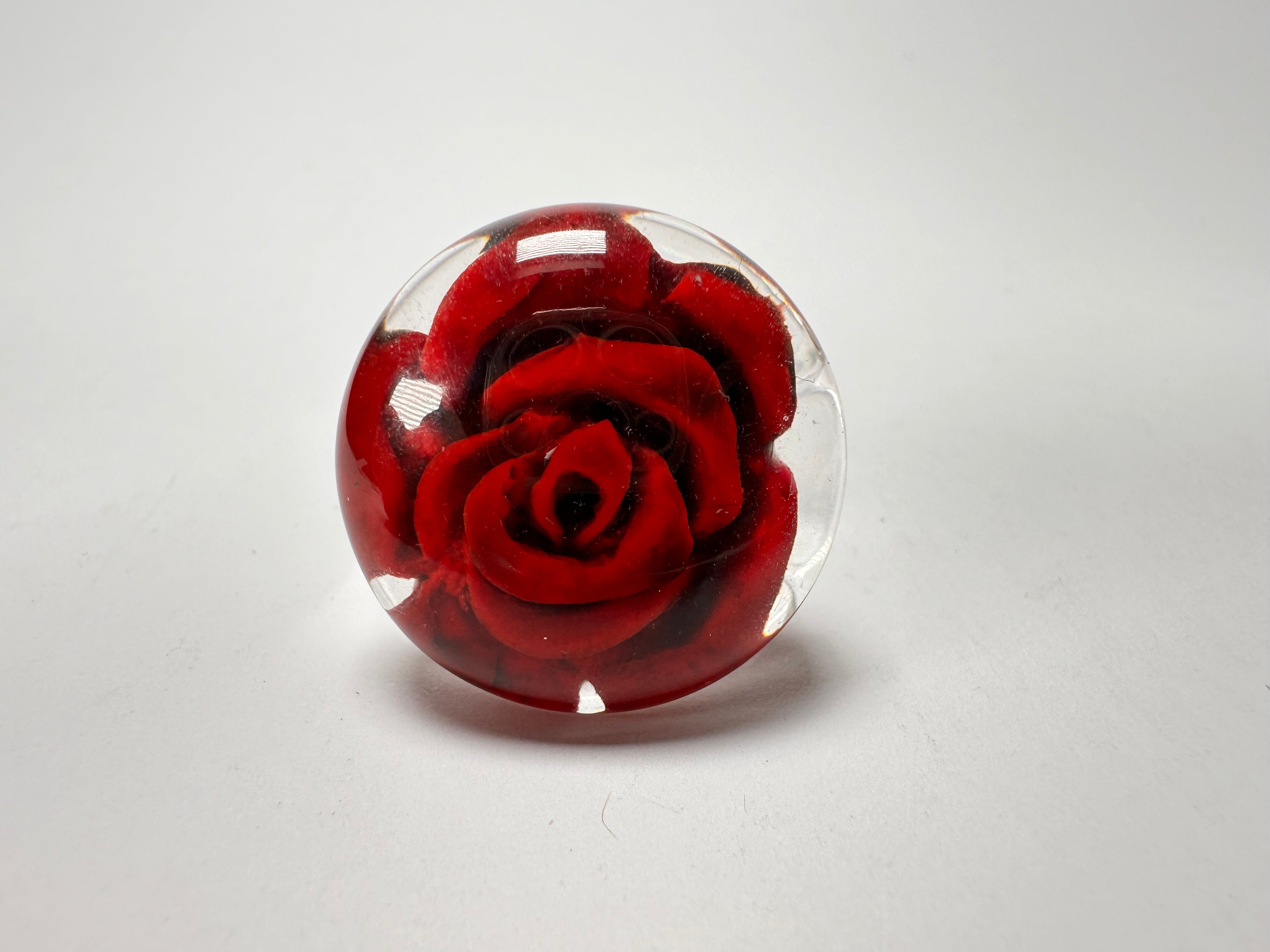 Sobral - Roses "Dukat" Resin Ring ( 004562 ) - Size UK Q / US 8