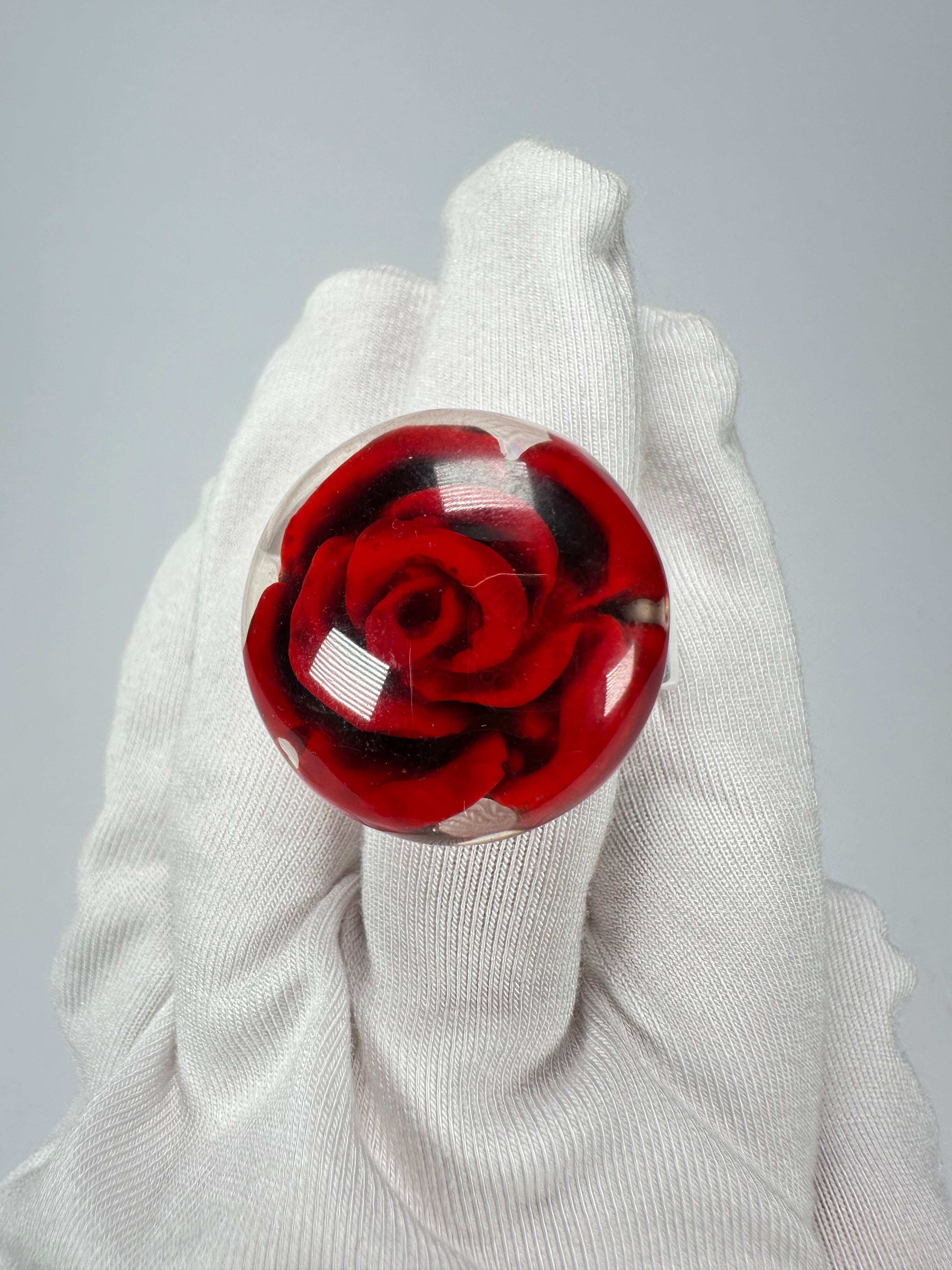 Sobral - Roses "Dukat" Resin Ring ( 004562 ) - Size UK T / US 9.5