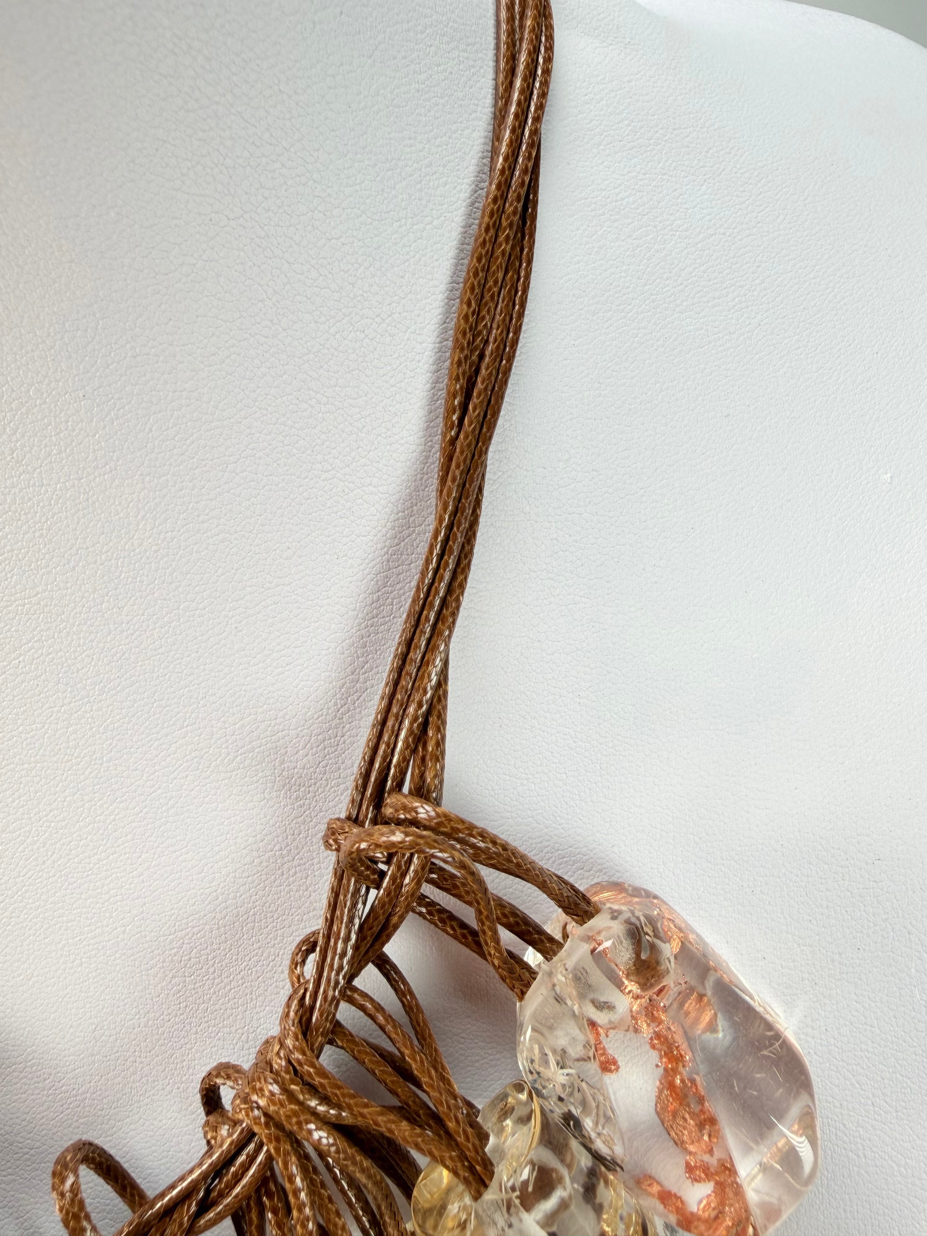Sobral - Minas Gerais "Diamantina" Resin Necklace ( 005405 )