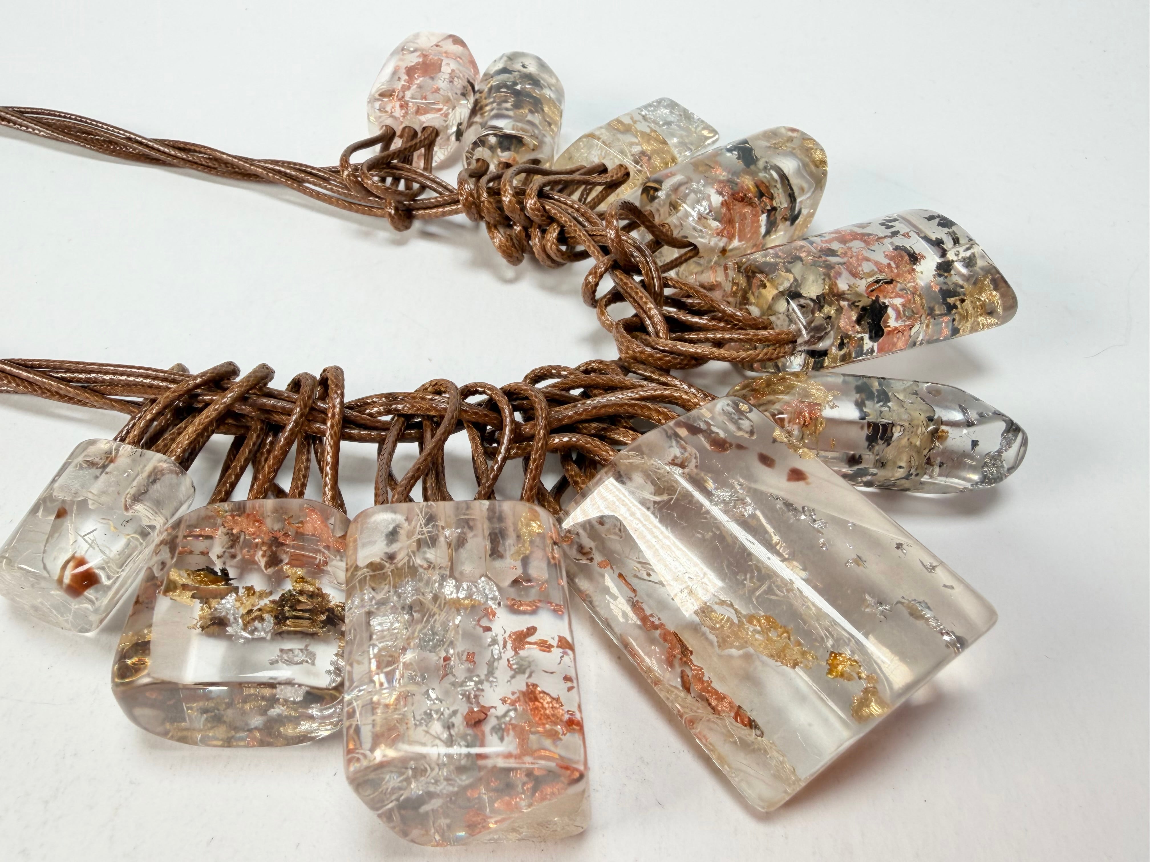 Sobral - Minas Gerais "Diamantina" Resin Necklace ( 005405 )