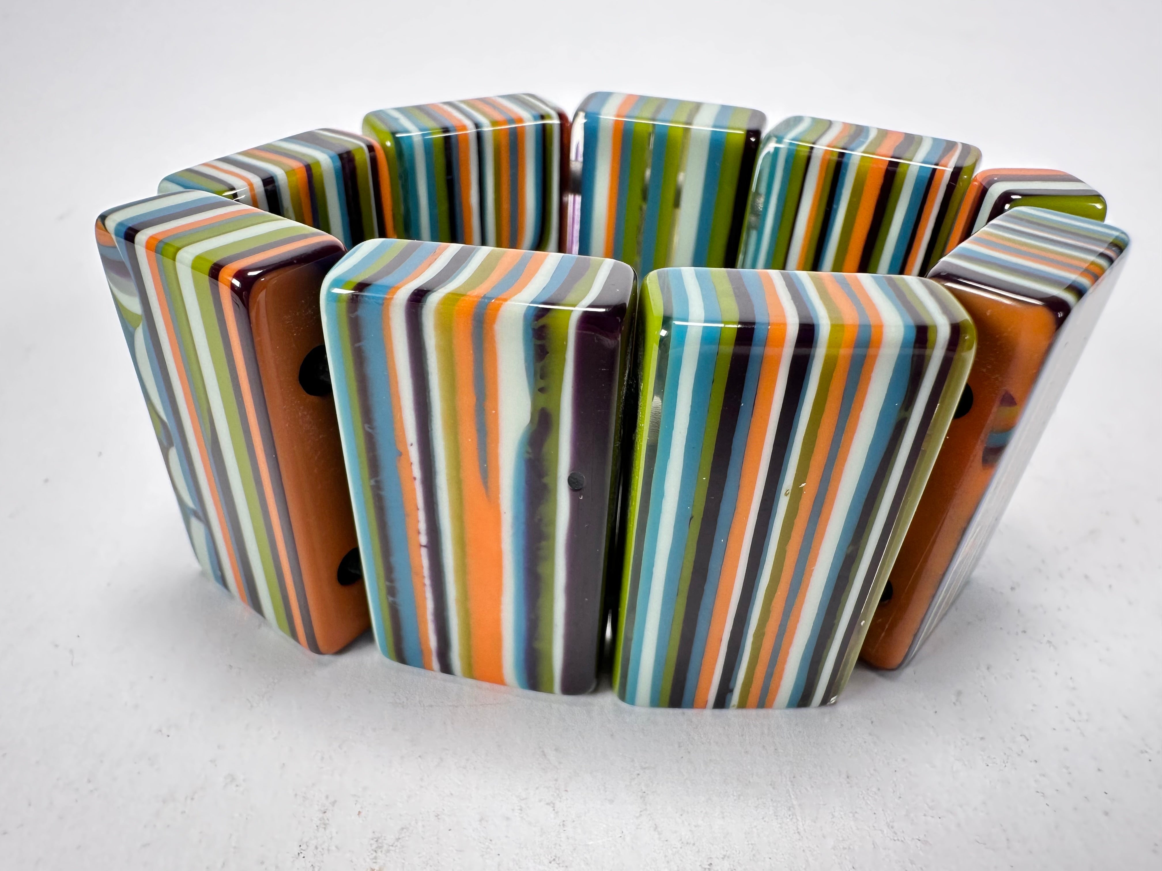 Sobral - Pop Art "8 pçs 1/2" Elasticated Resin Bracelet ( 000376 )