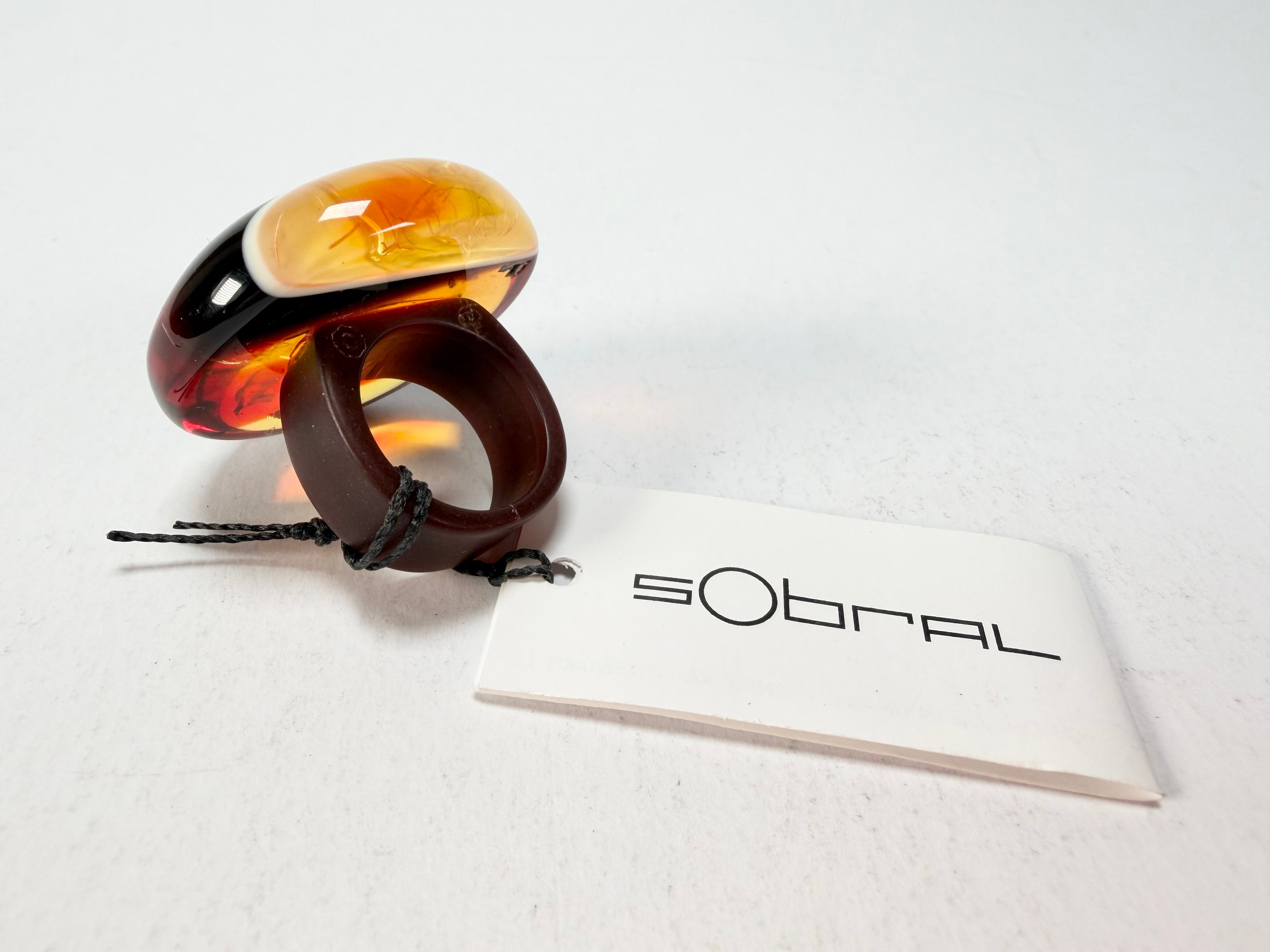 Sobral - Eco Amber "Onda" Resin Ring ( 005324 ) - Size UK N  / US 6.5
