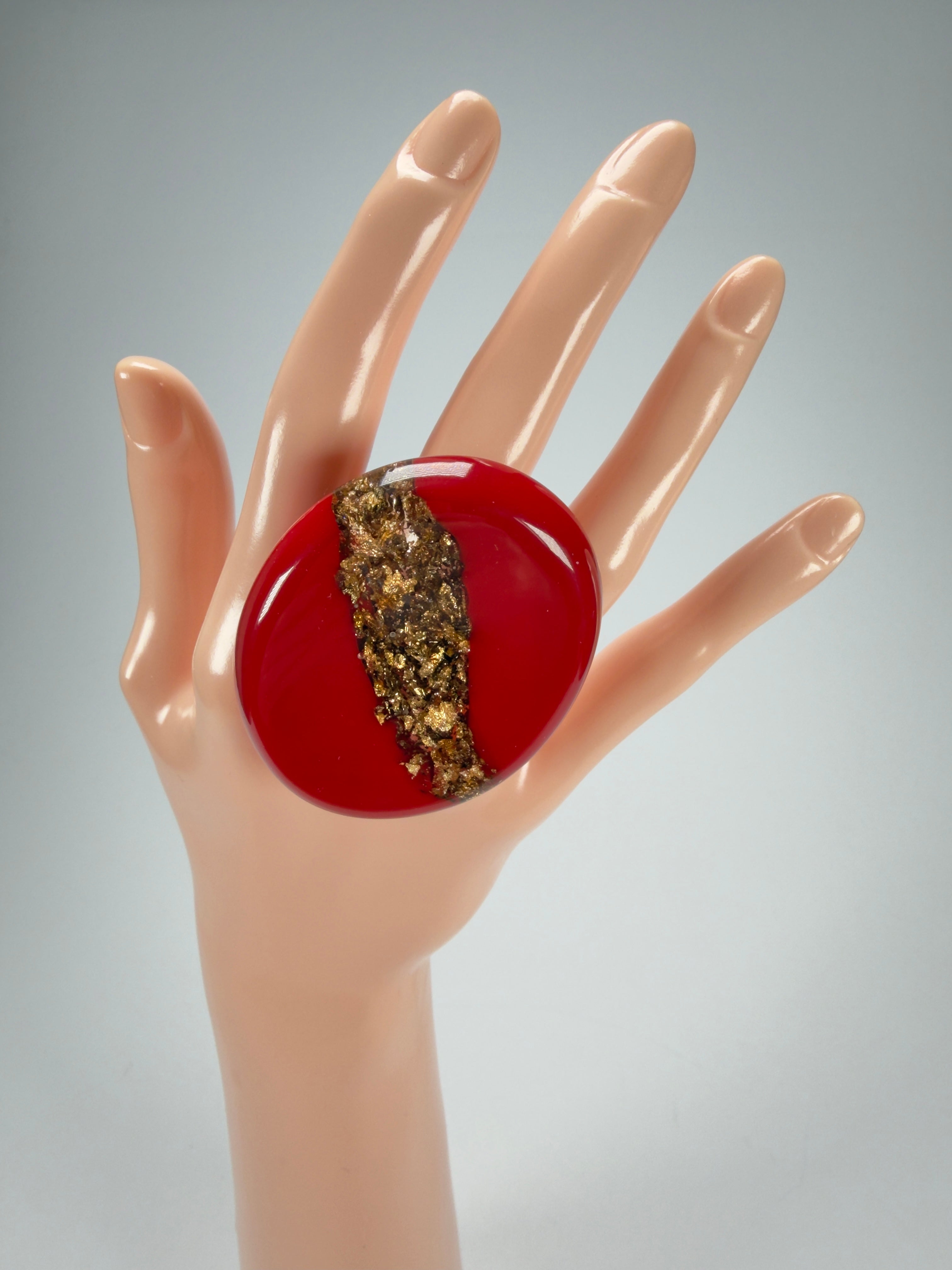 Sobral - Metalique "Munique" Orlando Red Resin Ring ( 005145 ) - Size UK N  / 7 US