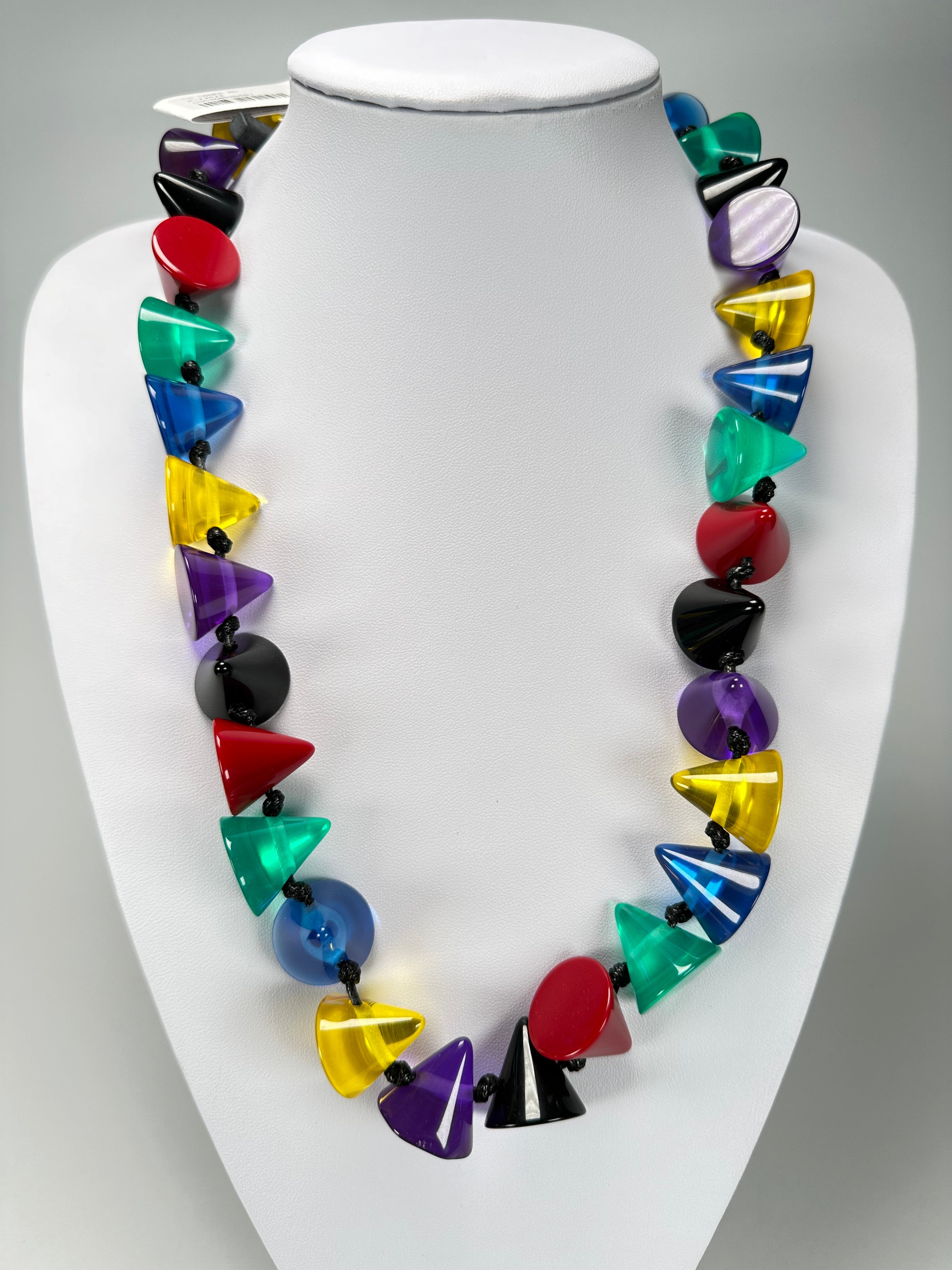 Sobral - Mix 2023 "Cones MD" Resin Necklace ( 005368 )