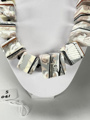 Sobral - Lágrima D'or "K" Large Cubes Resin Necklace ( 003624 )