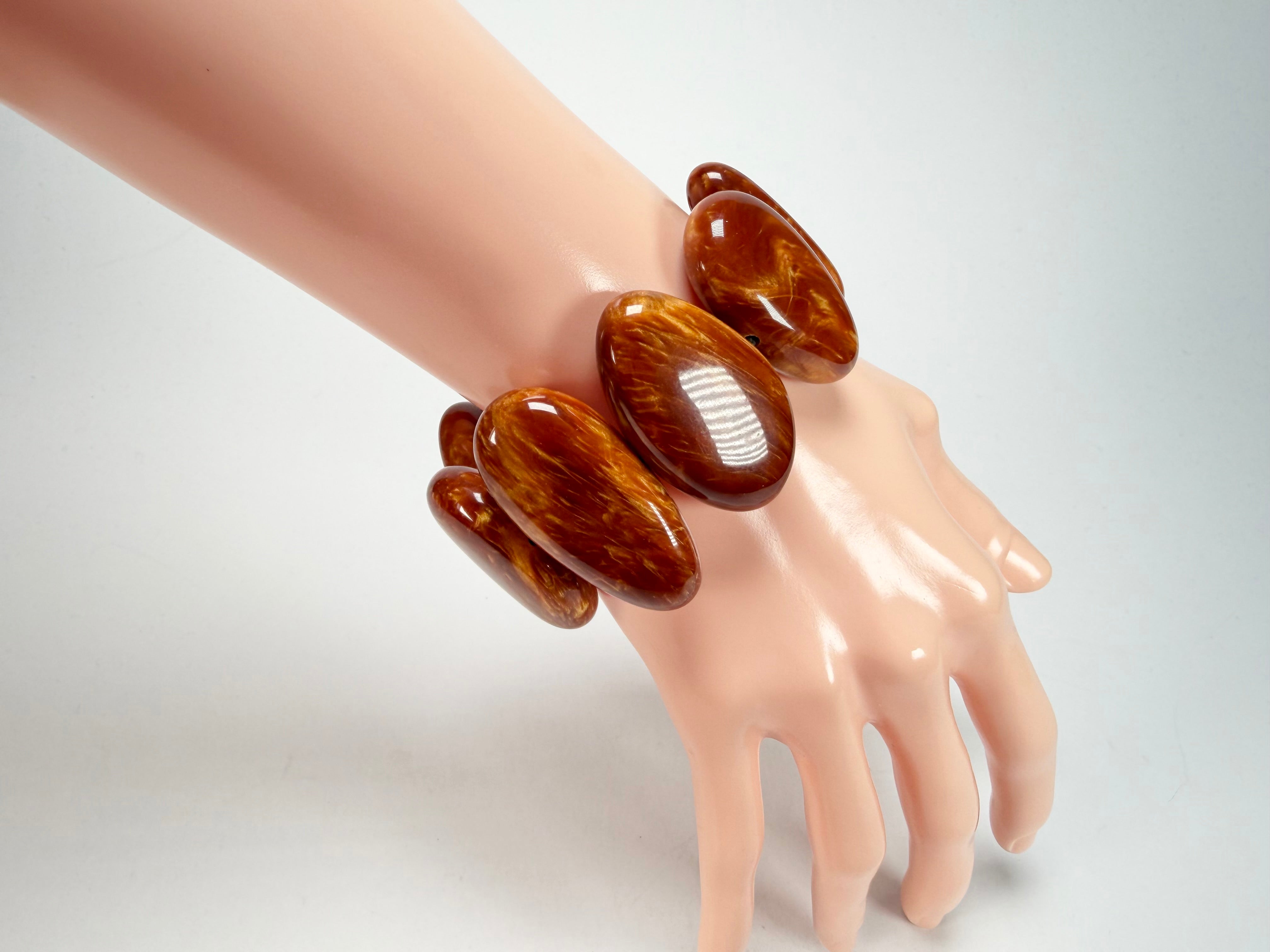 Sobral - Honey "Onda" Elasticated Resin Bracelet ( 005329 )