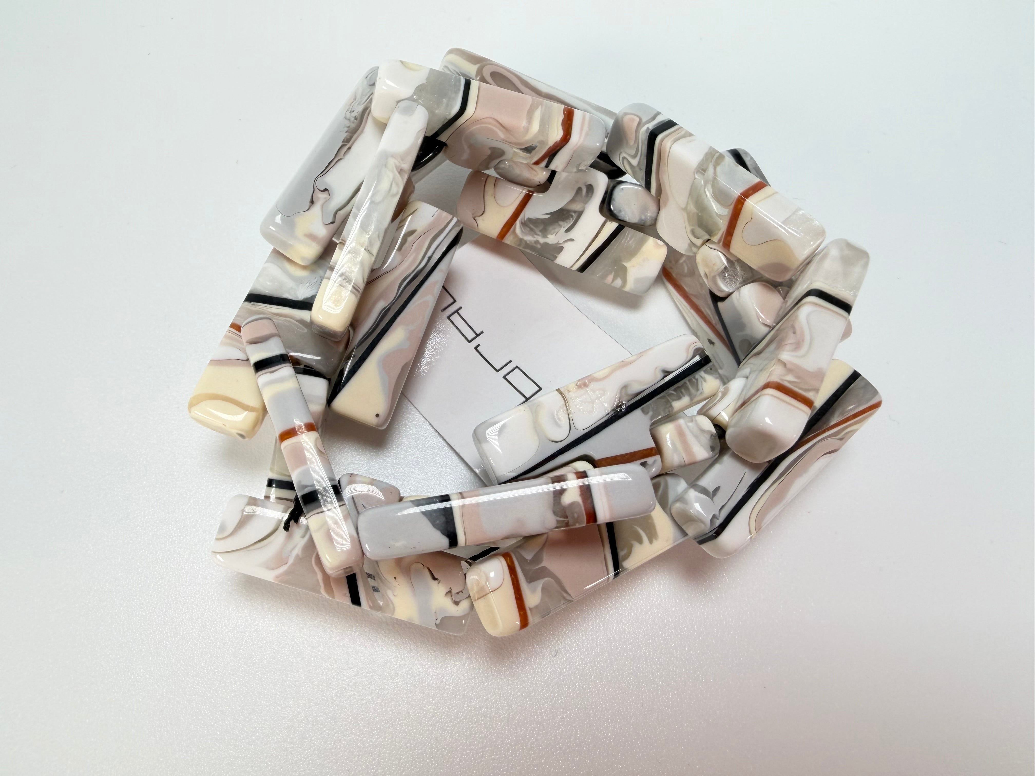 Sobral - Lágrima D'or "1WJP" Elasticated Resin Bracelet ( 003882 )