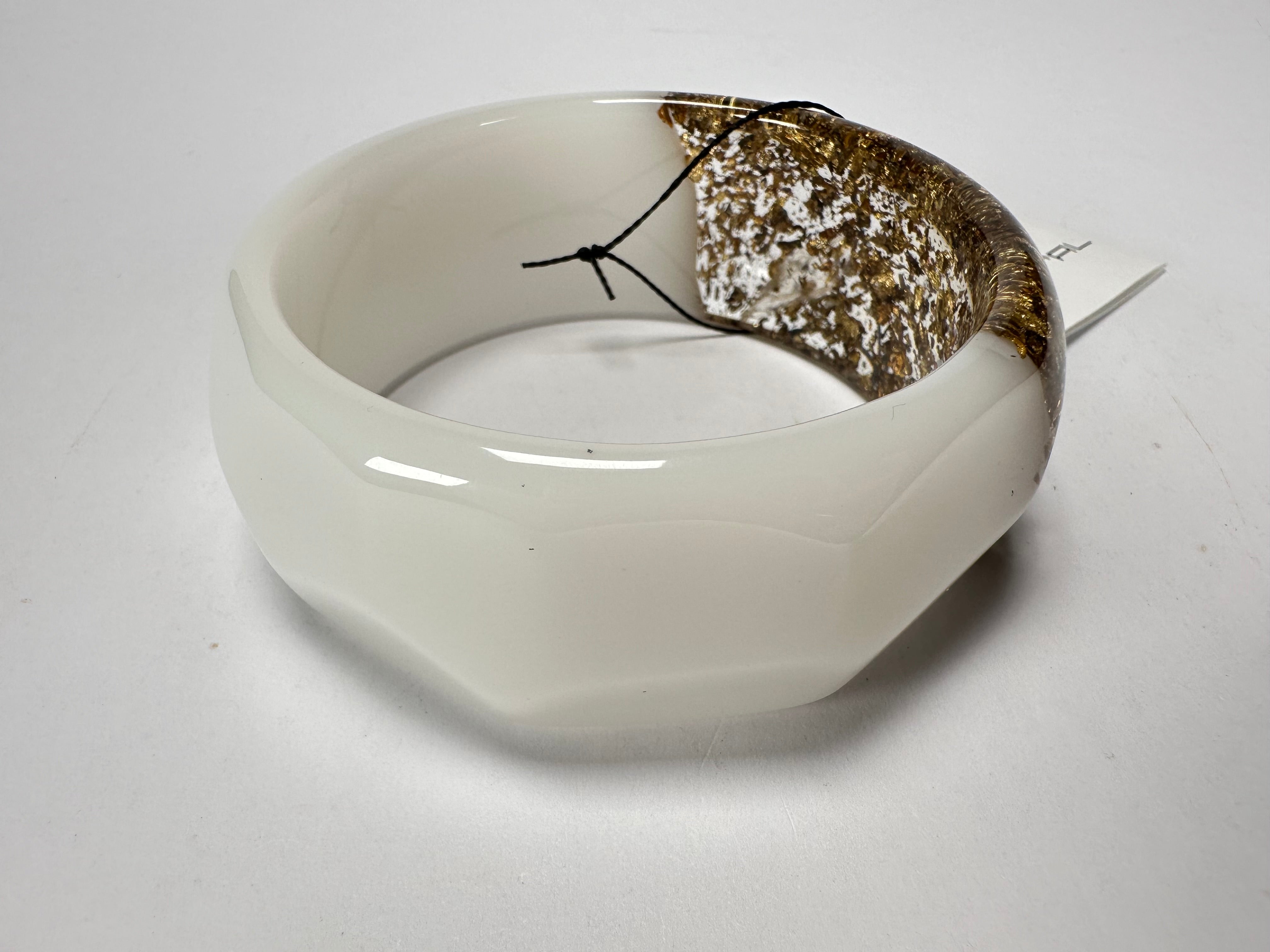 Sobral - Metalique Orlando "Técnica PB34" White Resin Solid Bangle ( 004102 )