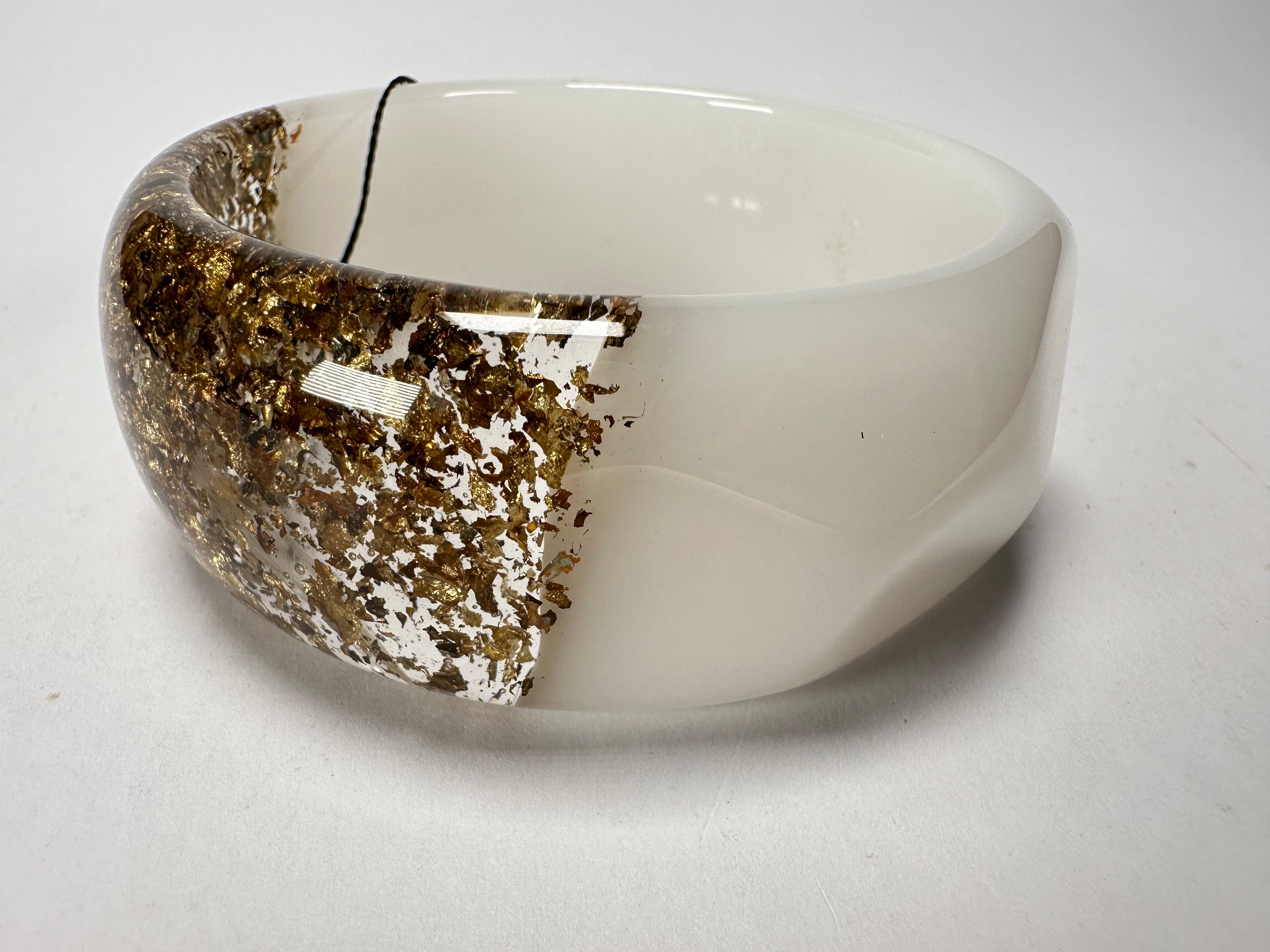 Sobral - Metalique Orlando "Técnica PB34" White Resin Solid Bangle ( 004102 )