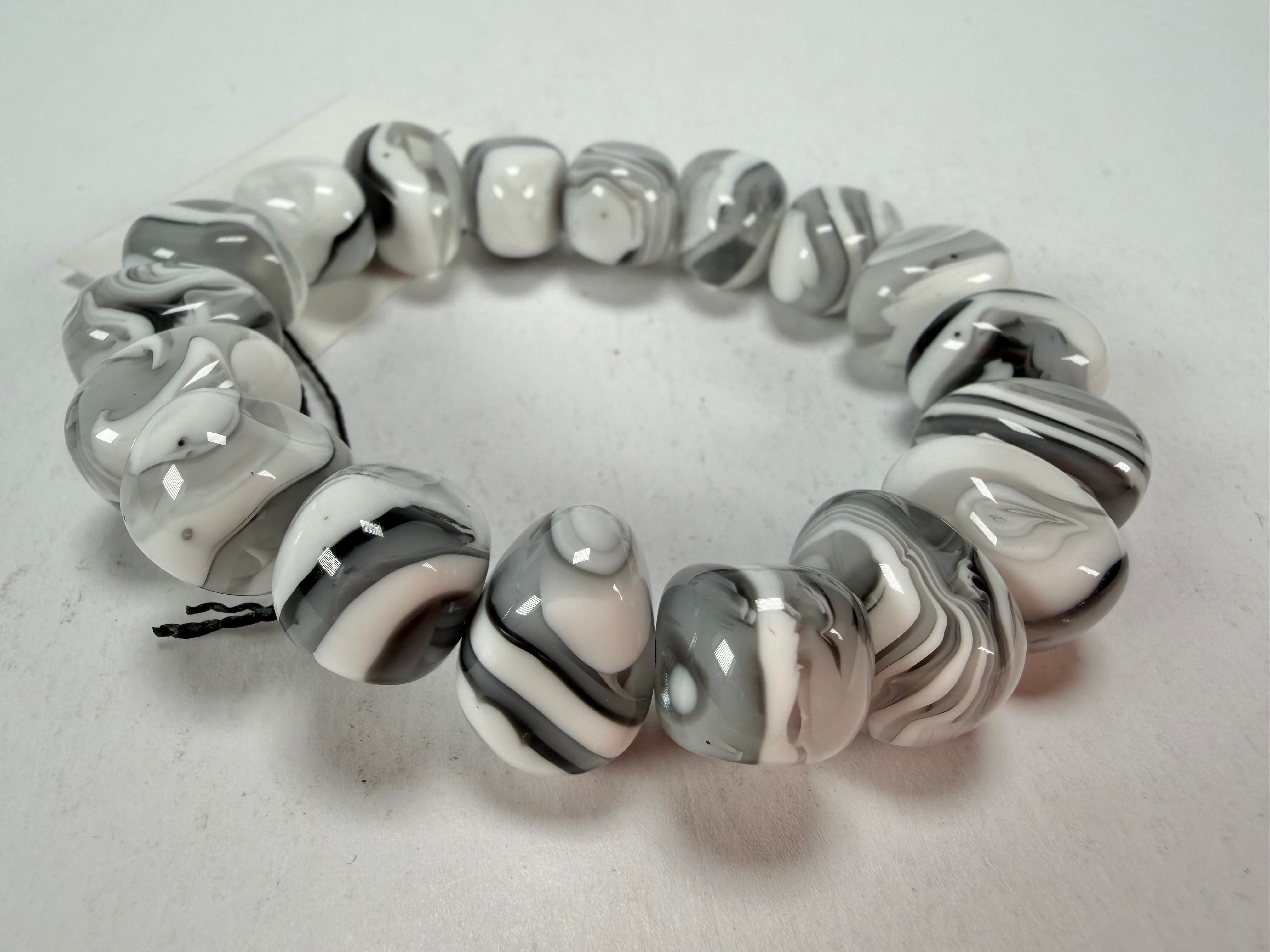 Sobral - Onda Gelo "Mini Pebbles" Studio Creation Elasticated Resin Bracelet ( 000000 )