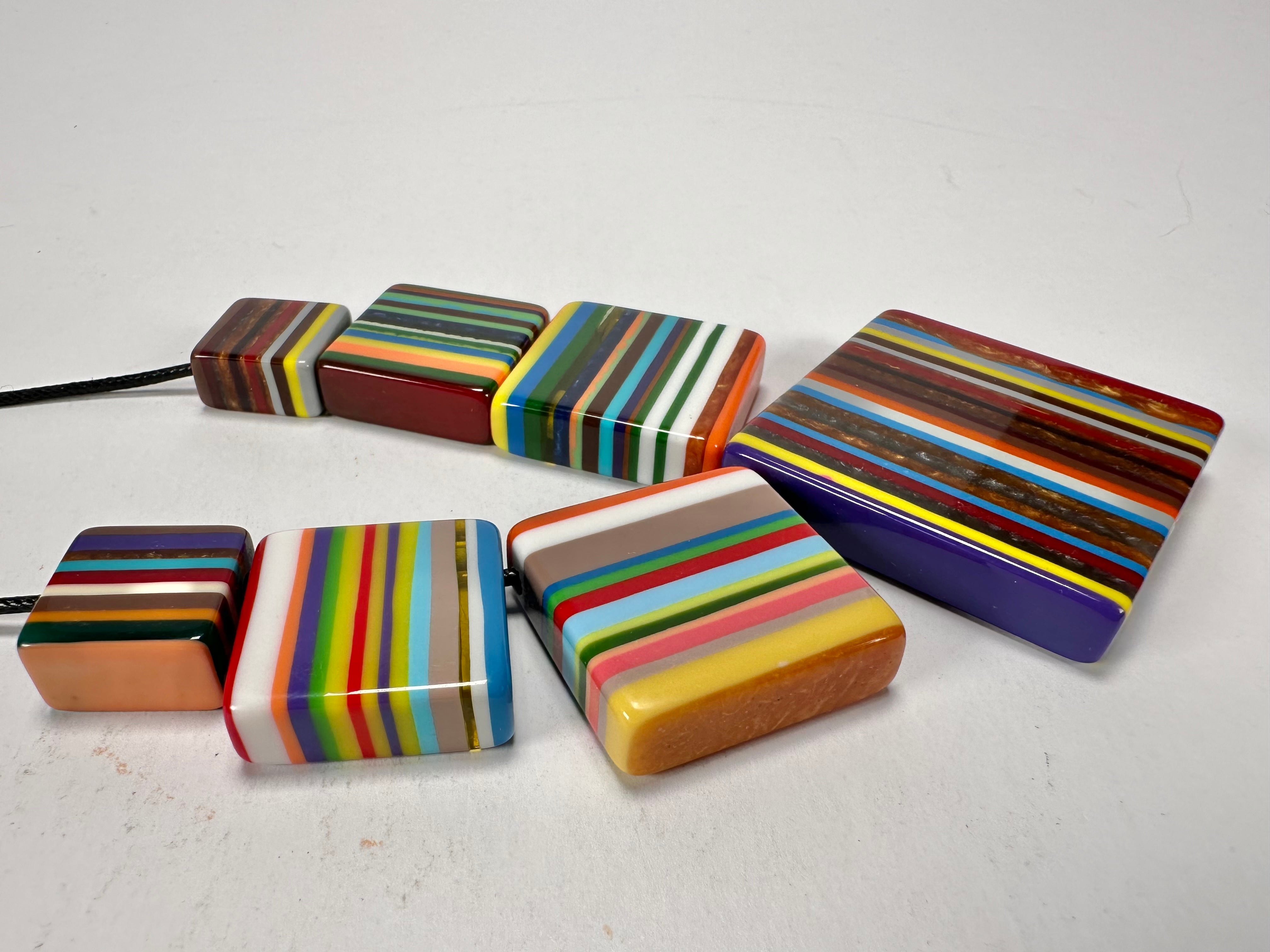 Sobral - Pop Art "Jackson" Resin Necklace ( 004295 )