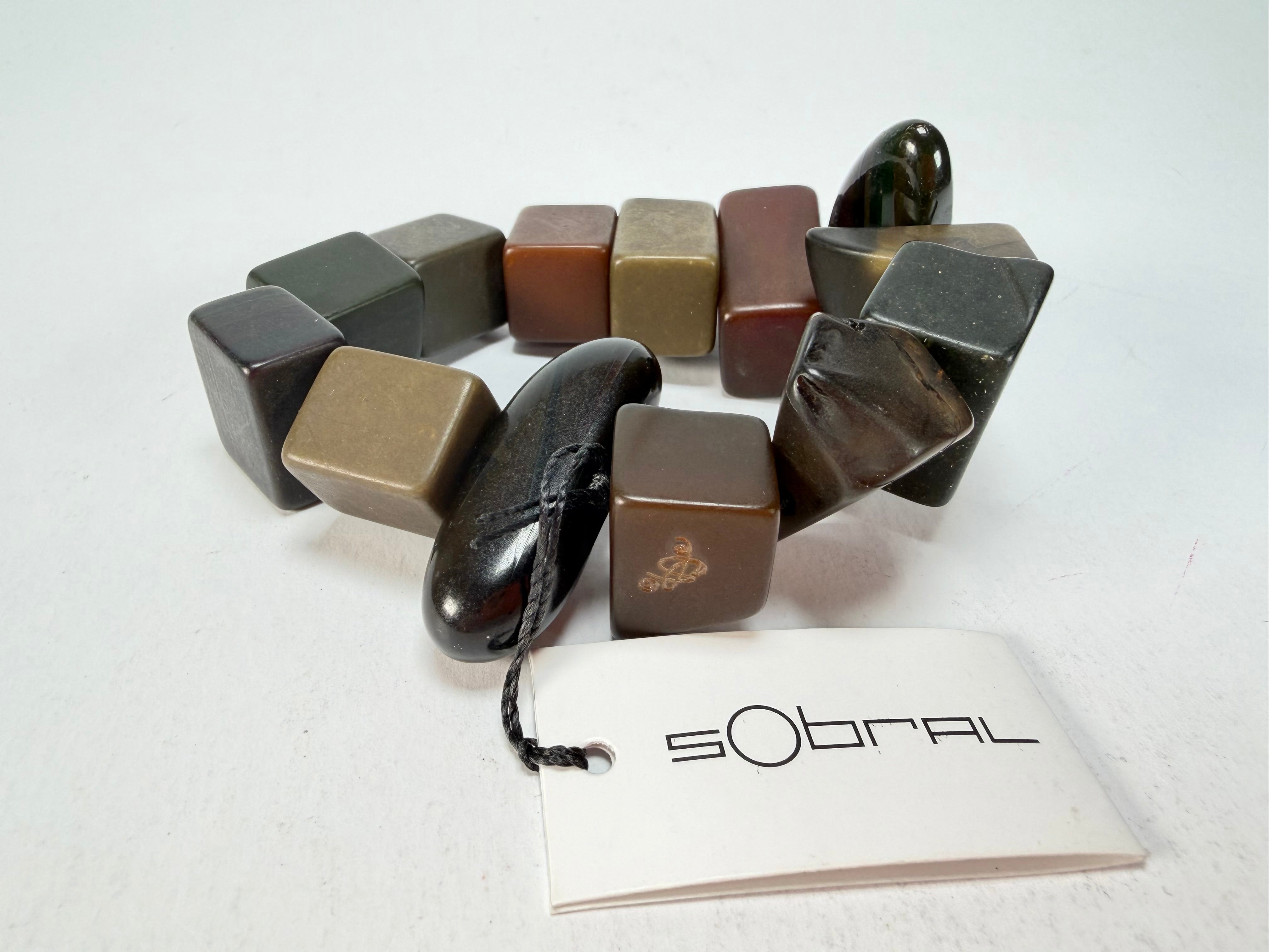 Sobral - Indiana "Cinza" Smokey Gray Mix Elasticated Resin Bracelet ( 000210 )