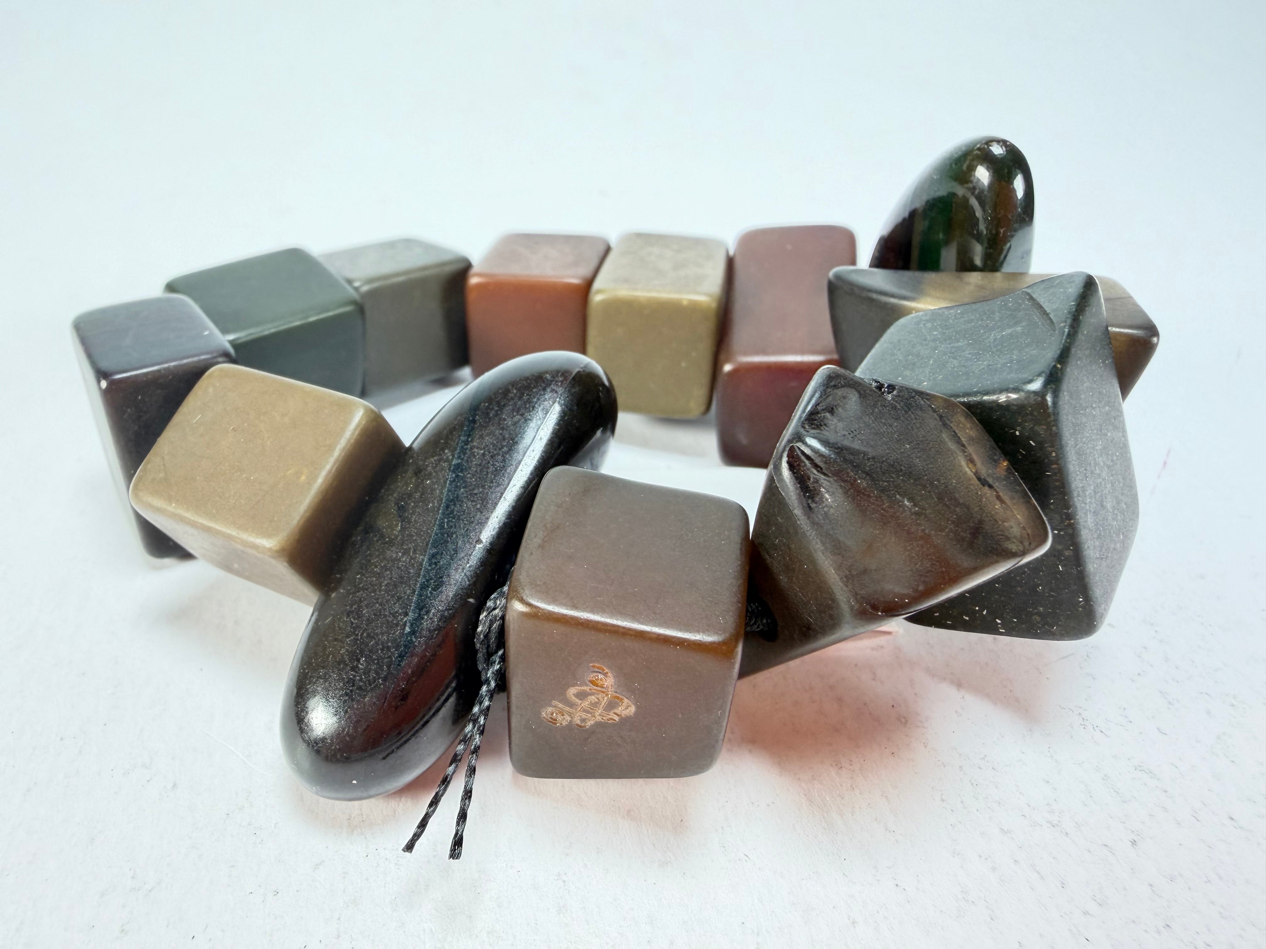 Sobral - Indiana "Cinza" Smokey Gray Mix Elasticated Resin Bracelet ( 000210 )