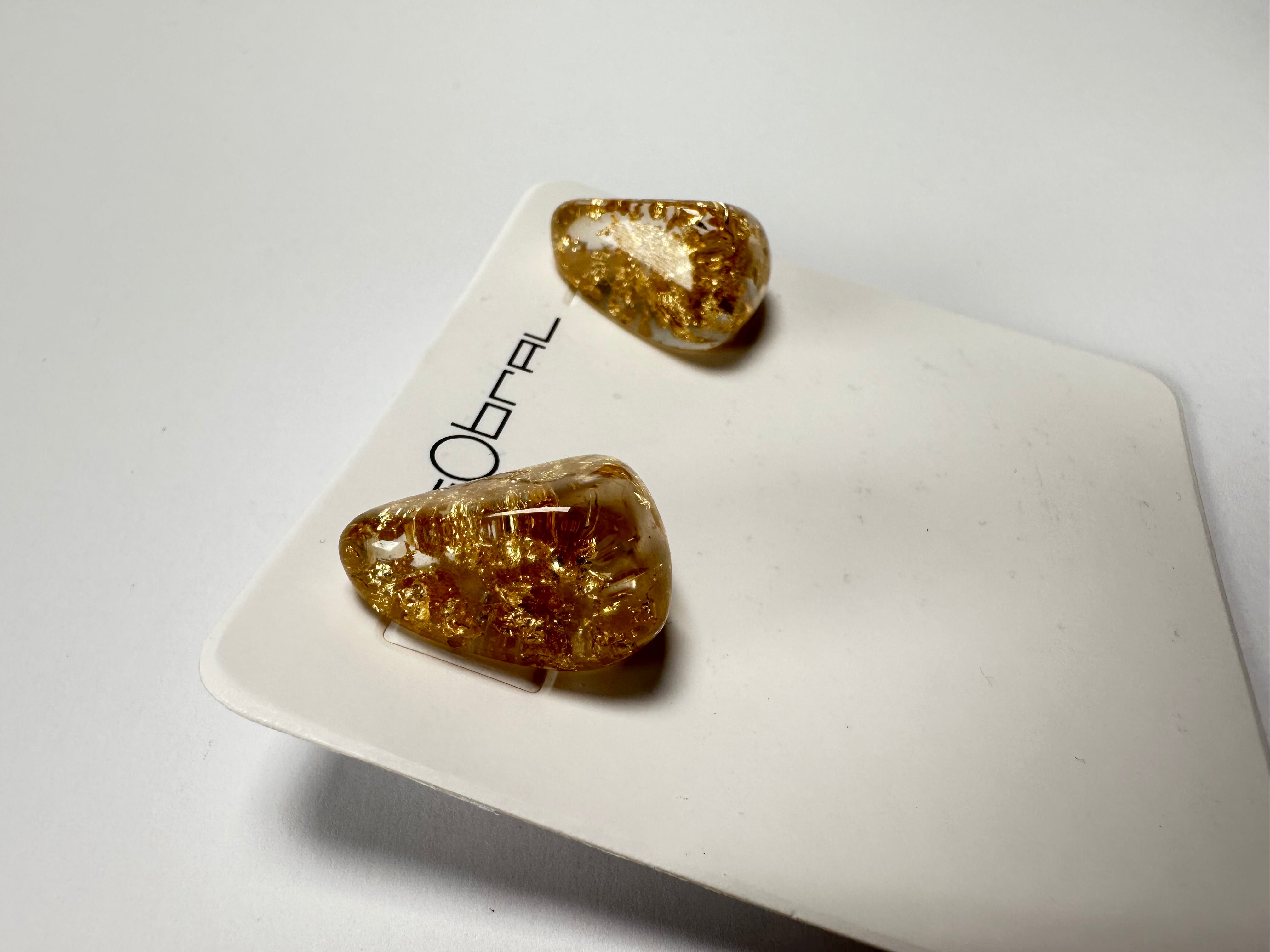 Sobral - Metalique "Pequeno Diamante" Resin Earrings ( 003600 )