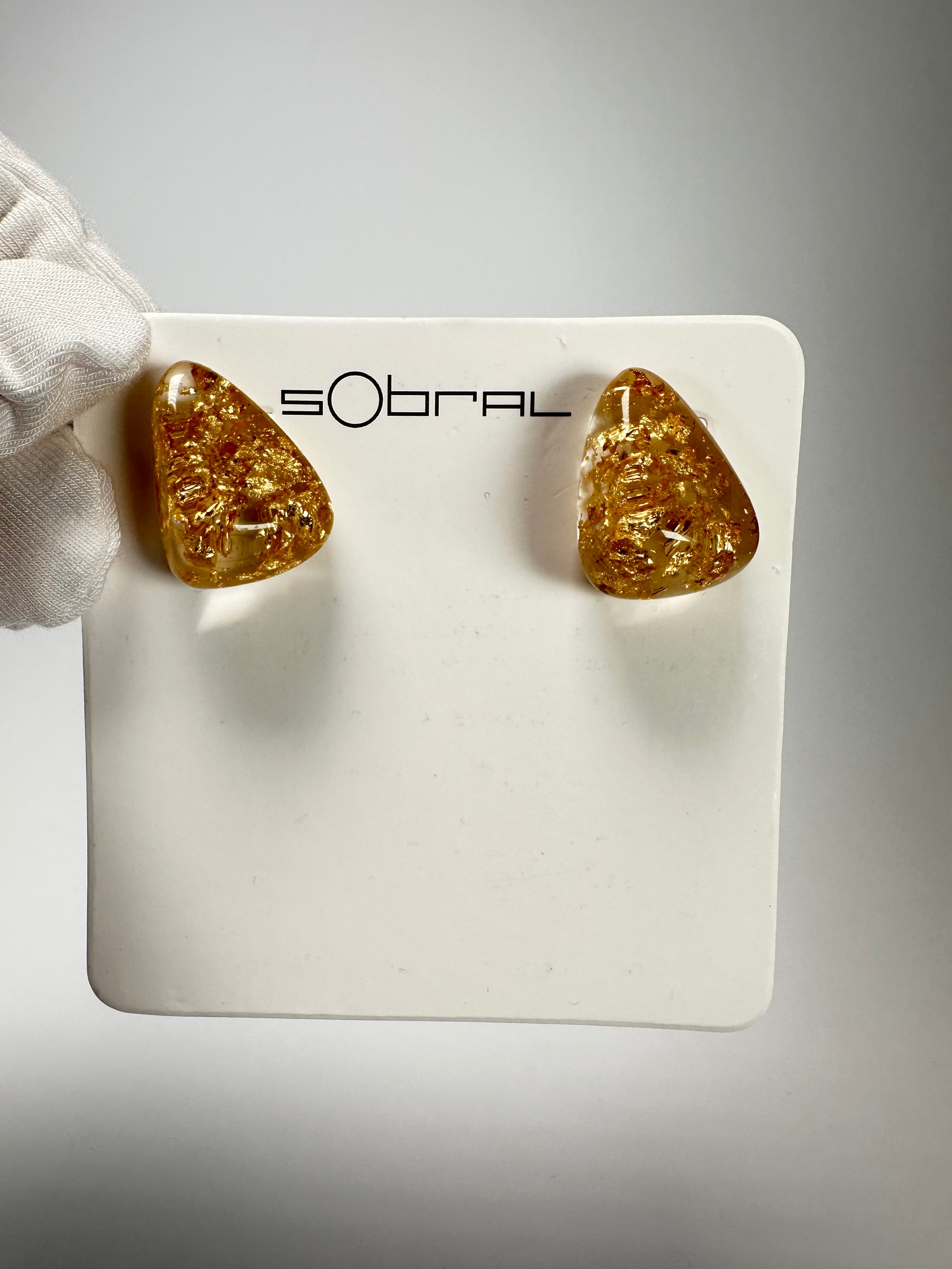 Sobral - Metalique "Pequeno Diamante" Resin Earrings ( 003600 )